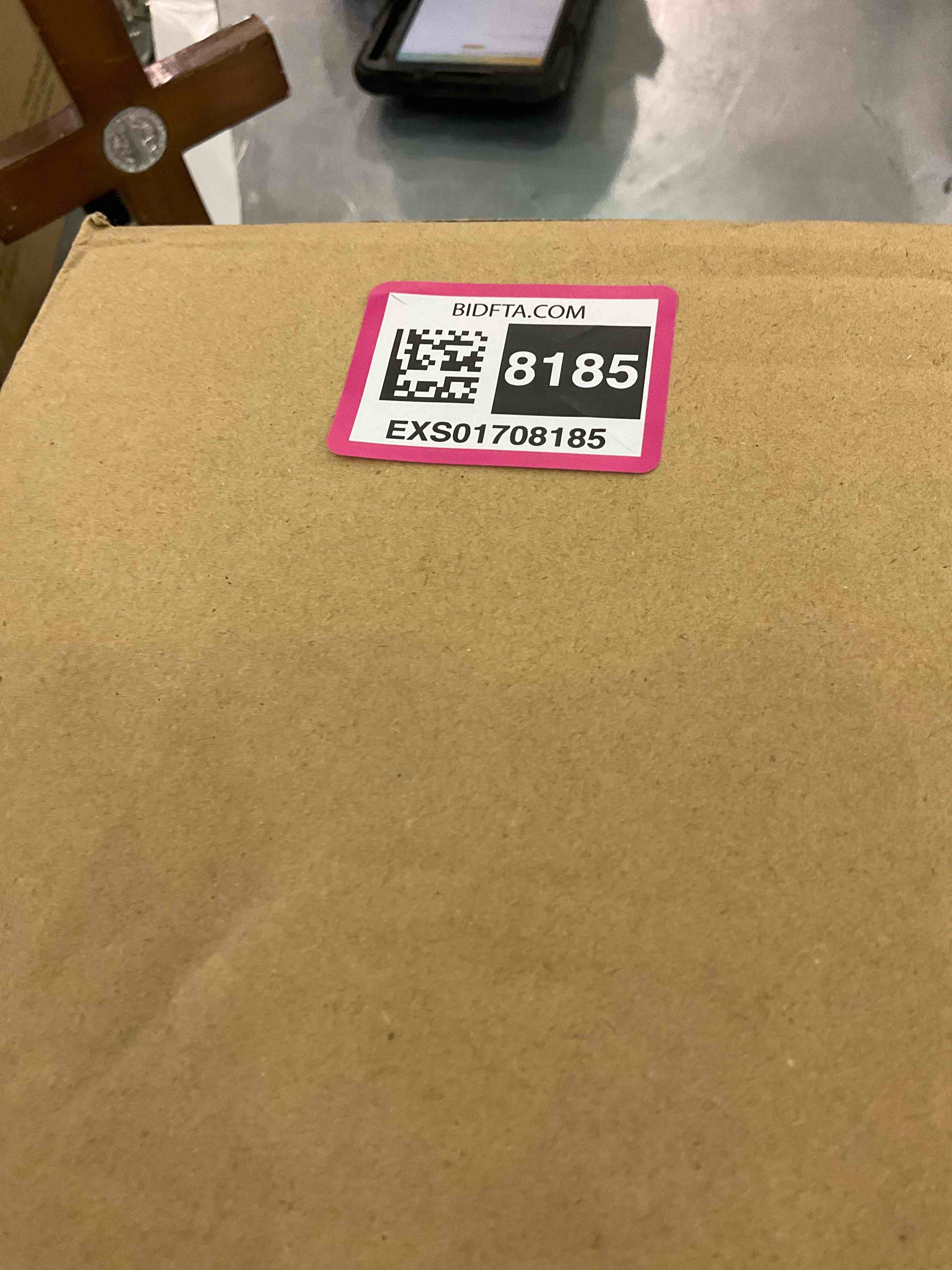 https://s3.amazonaws.com/lotting-images-prod/BargainHunt/EXS01708185_1714652506285.jpeg