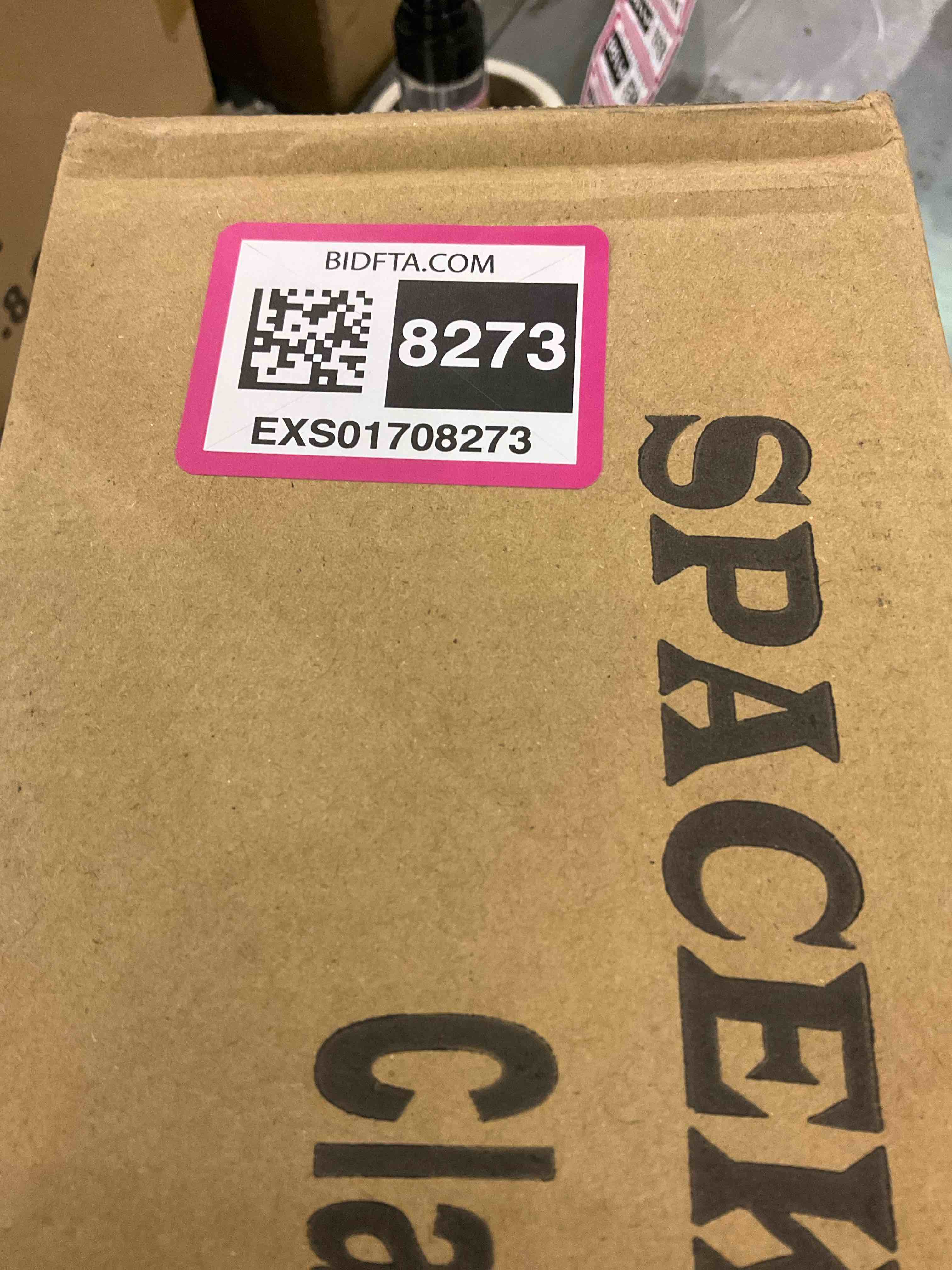 https://s3.amazonaws.com/lotting-images-prod/BargainHunt/EXS01708273_1714739192086.jpeg