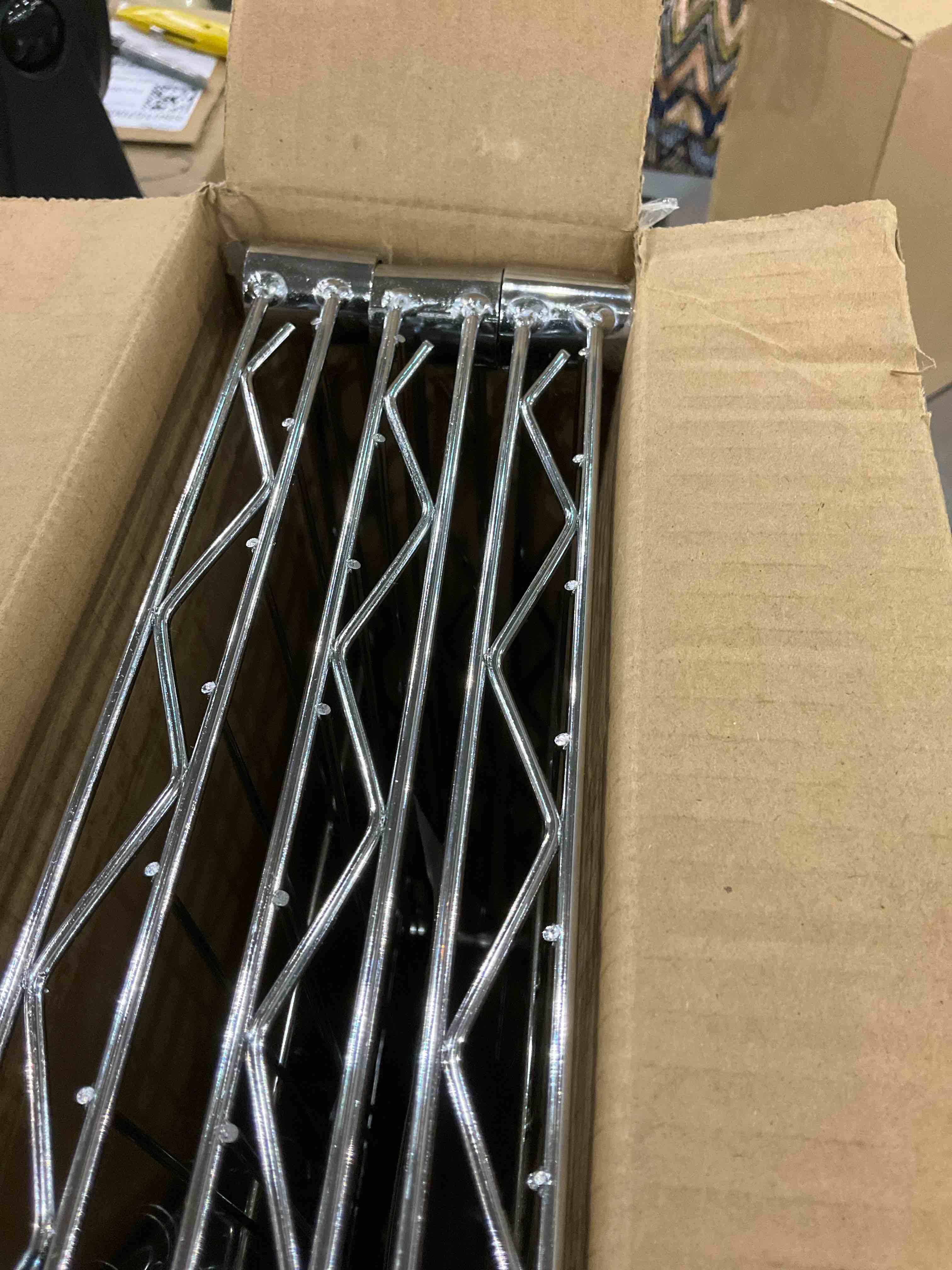 https://s3.amazonaws.com/lotting-images-prod/BargainHunt/EXS01708277_1714739749523.jpeg
