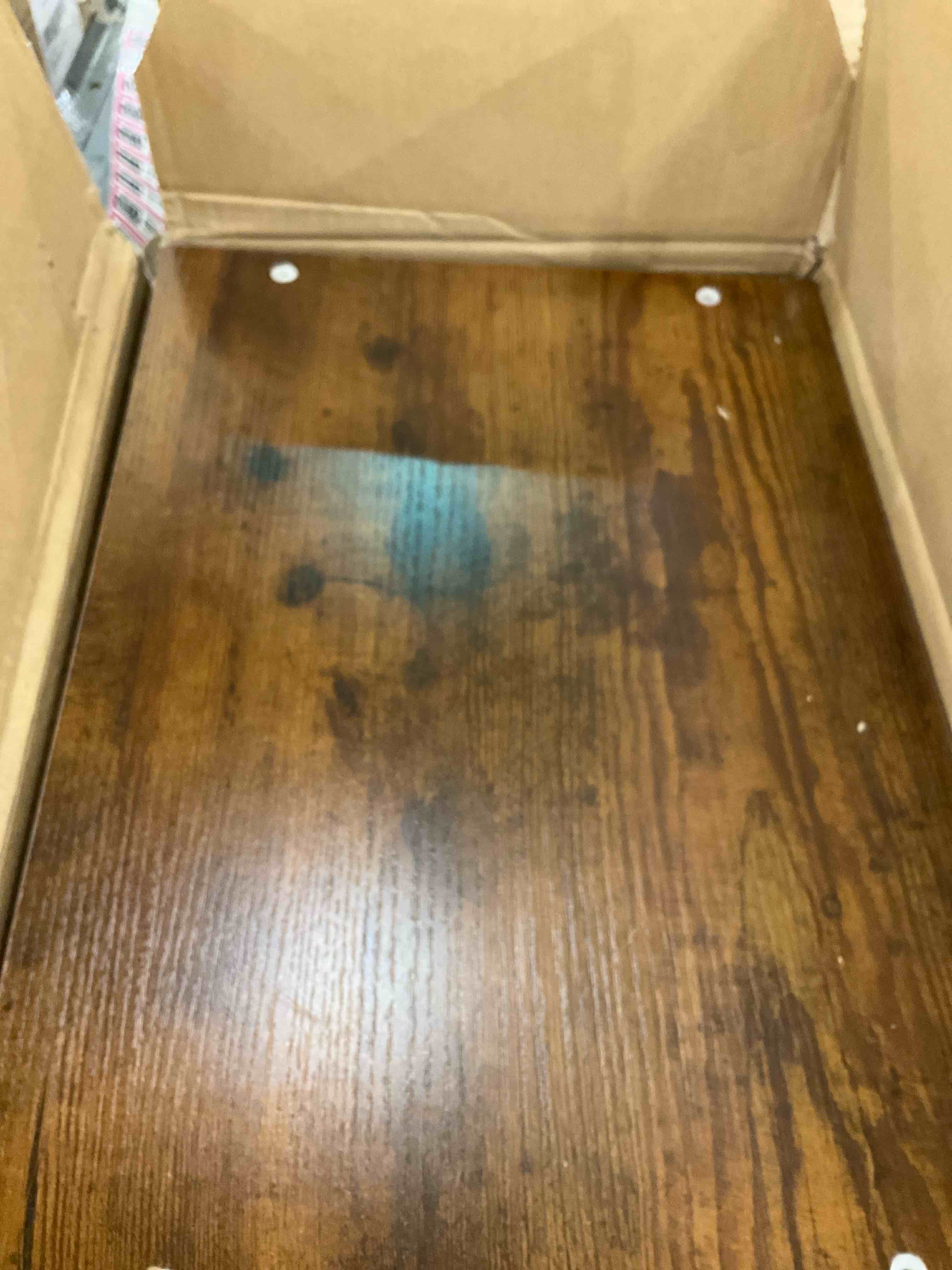 https://s3.amazonaws.com/lotting-images-prod/BargainHunt/EXS01708329_1714747826509.jpeg