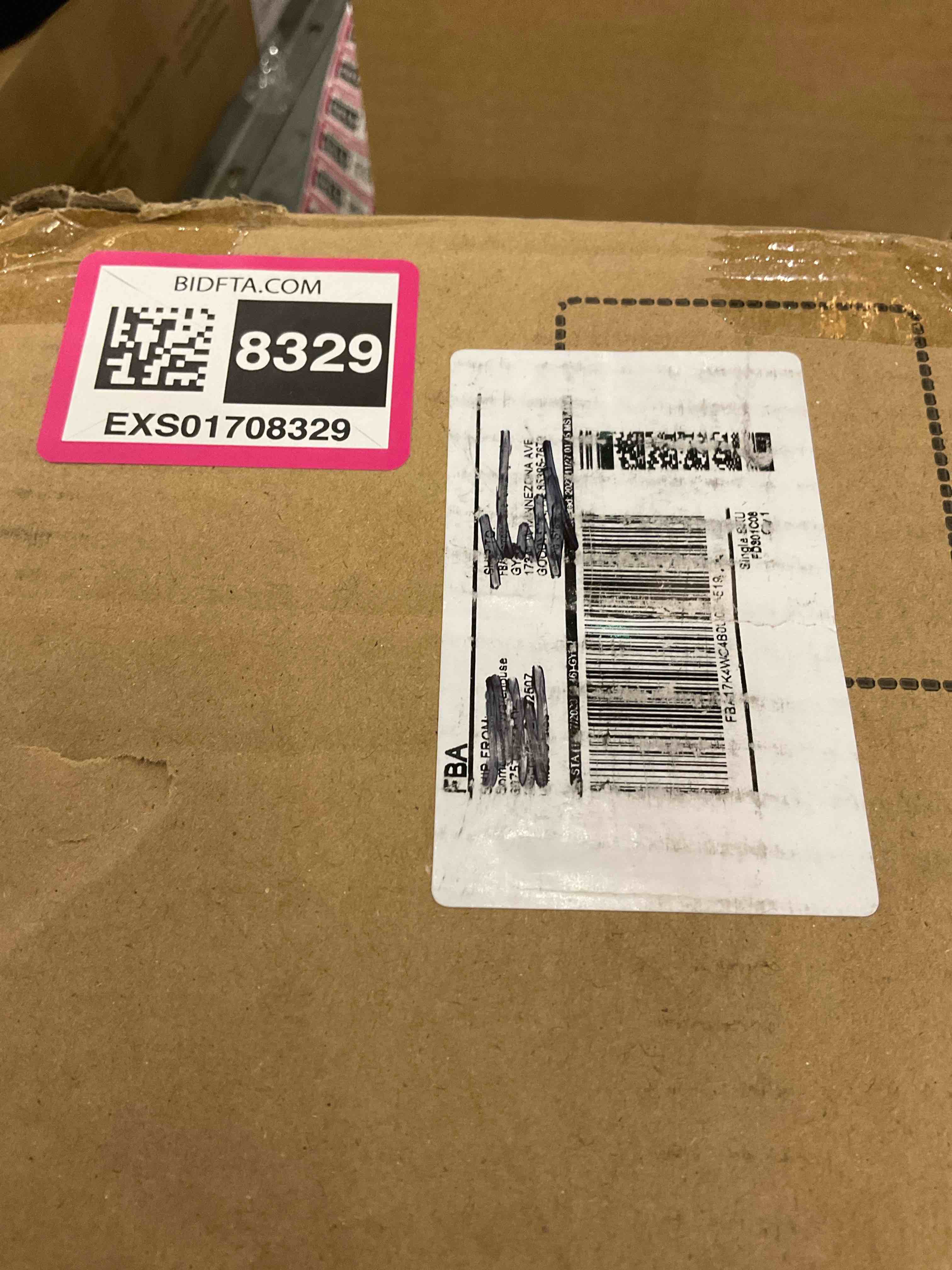 https://s3.amazonaws.com/lotting-images-prod/BargainHunt/EXS01708329_1714747859227.jpeg
