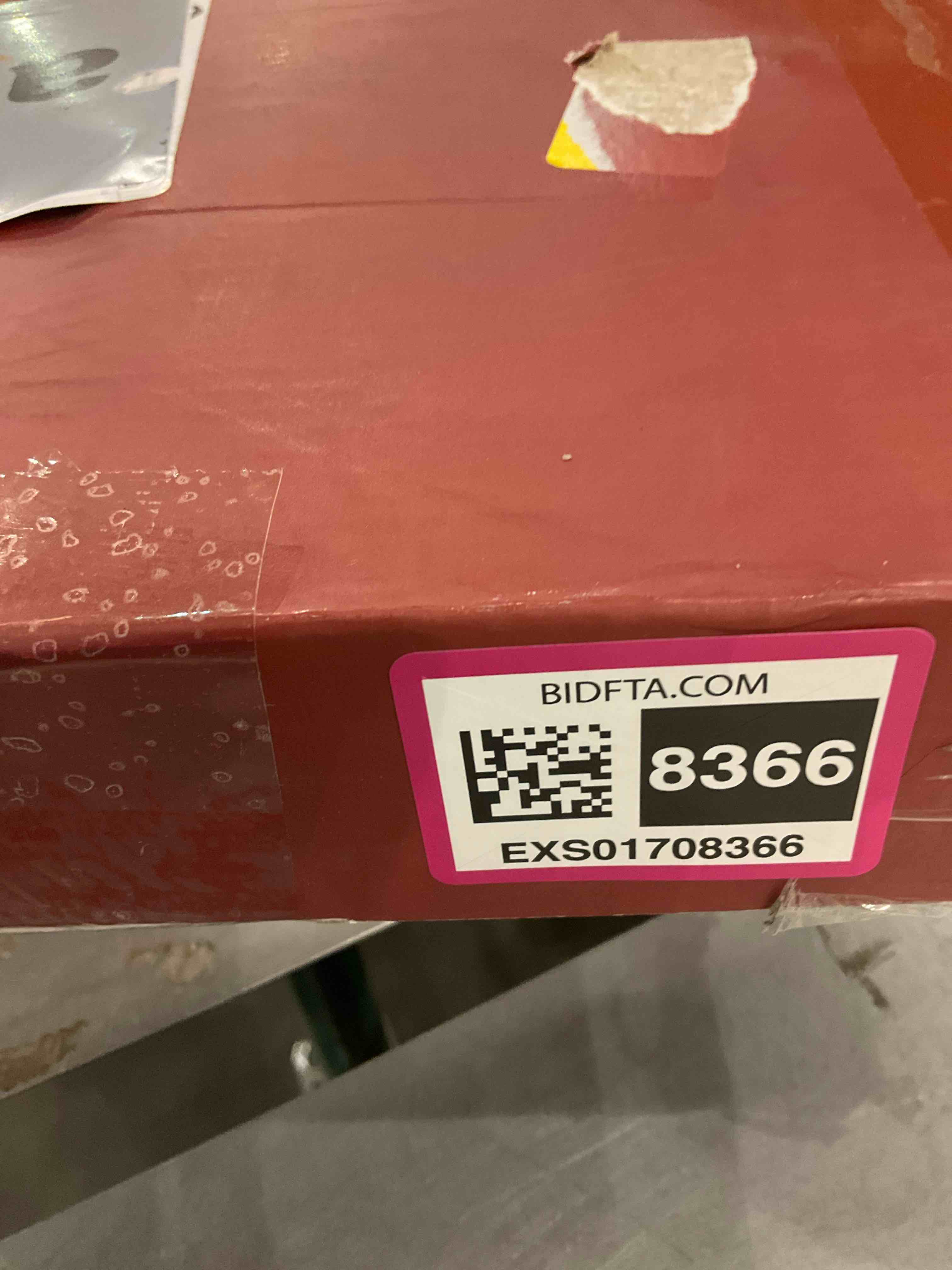 https://s3.amazonaws.com/lotting-images-prod/BargainHunt/EXS01708366_1714997939501.jpeg