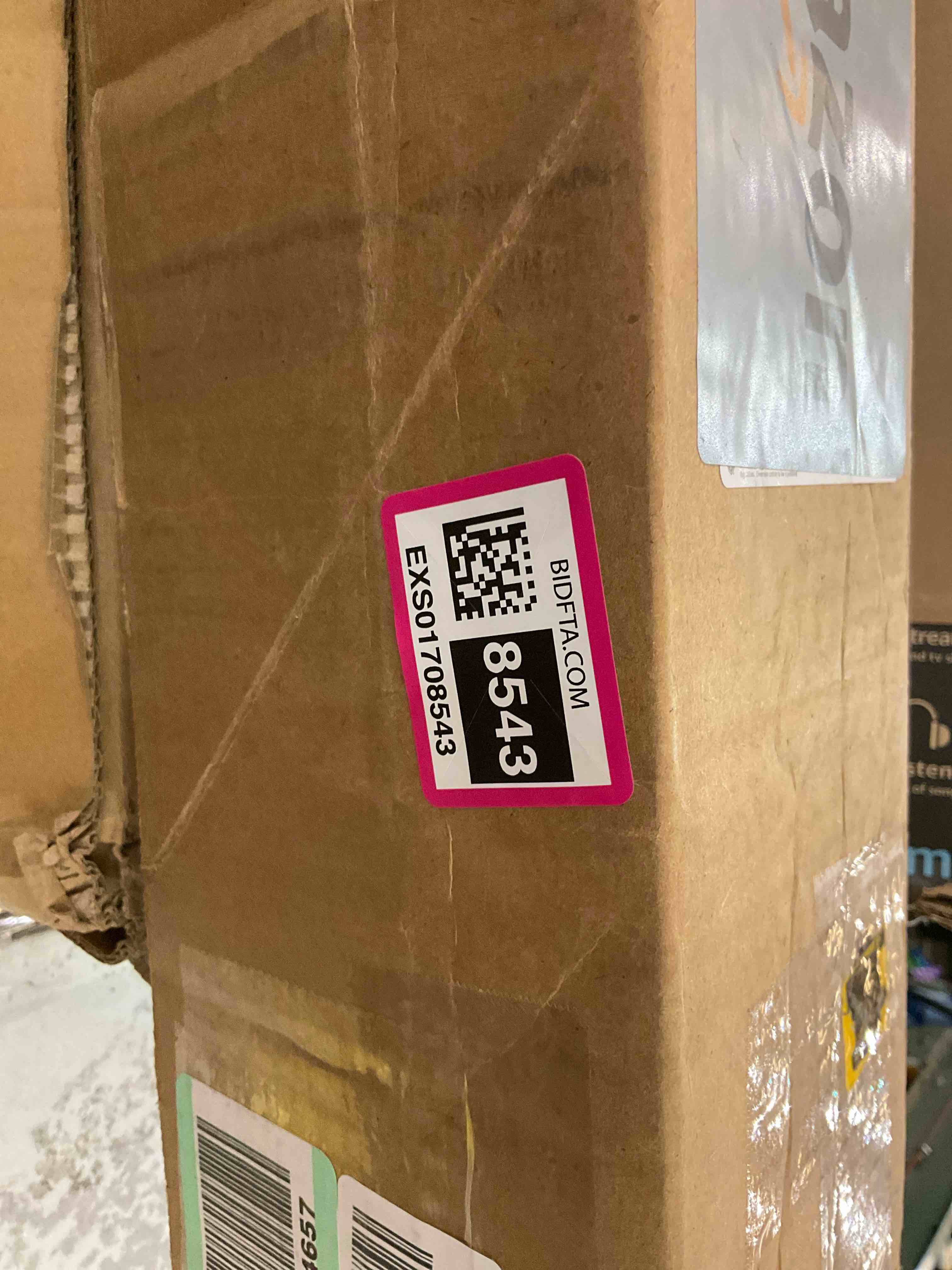 https://s3.amazonaws.com/lotting-images-prod/BargainHunt/EXS01708543_1713289341319.jpeg