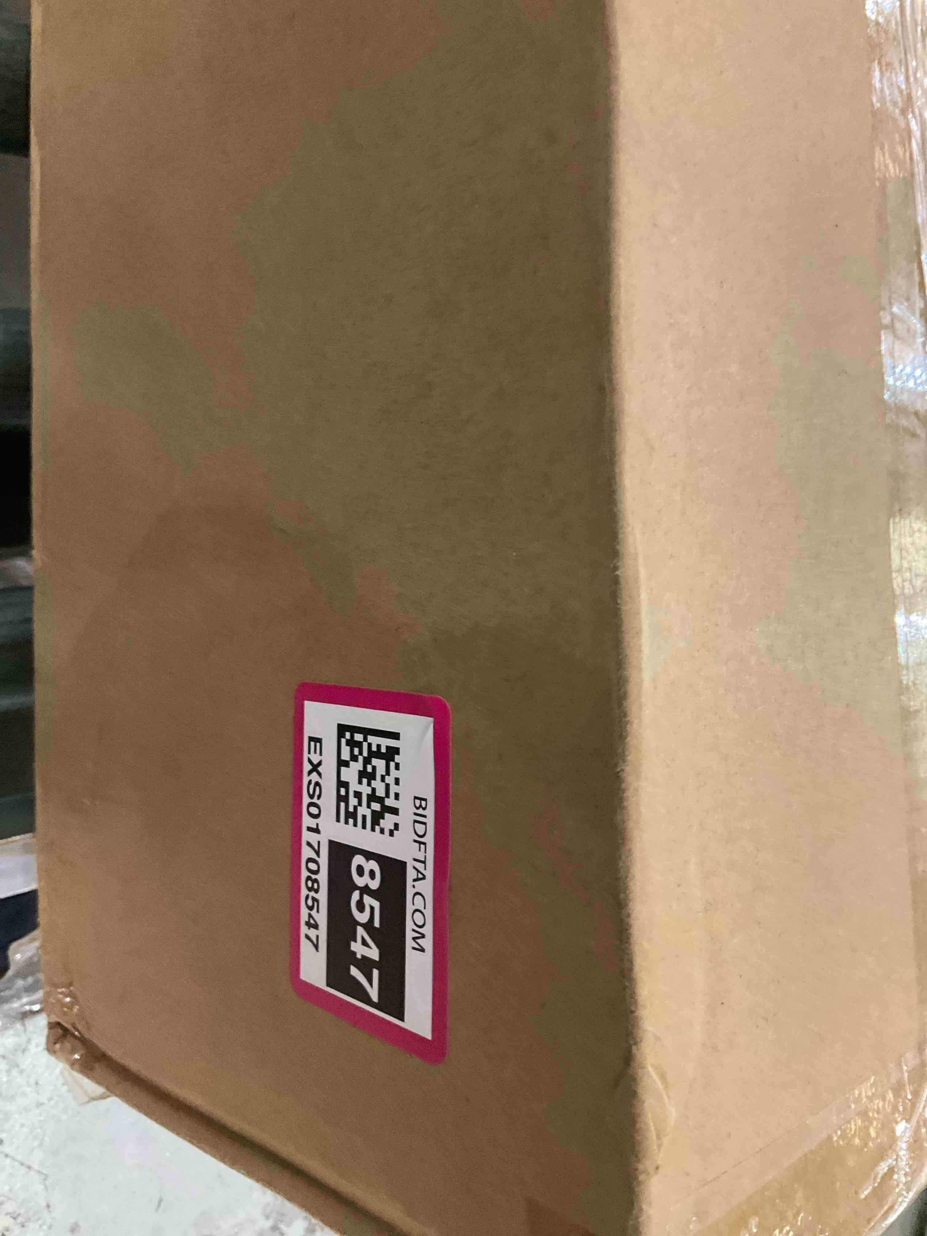 https://s3.amazonaws.com/lotting-images-prod/BargainHunt/EXS01708547_1713289956019.jpeg