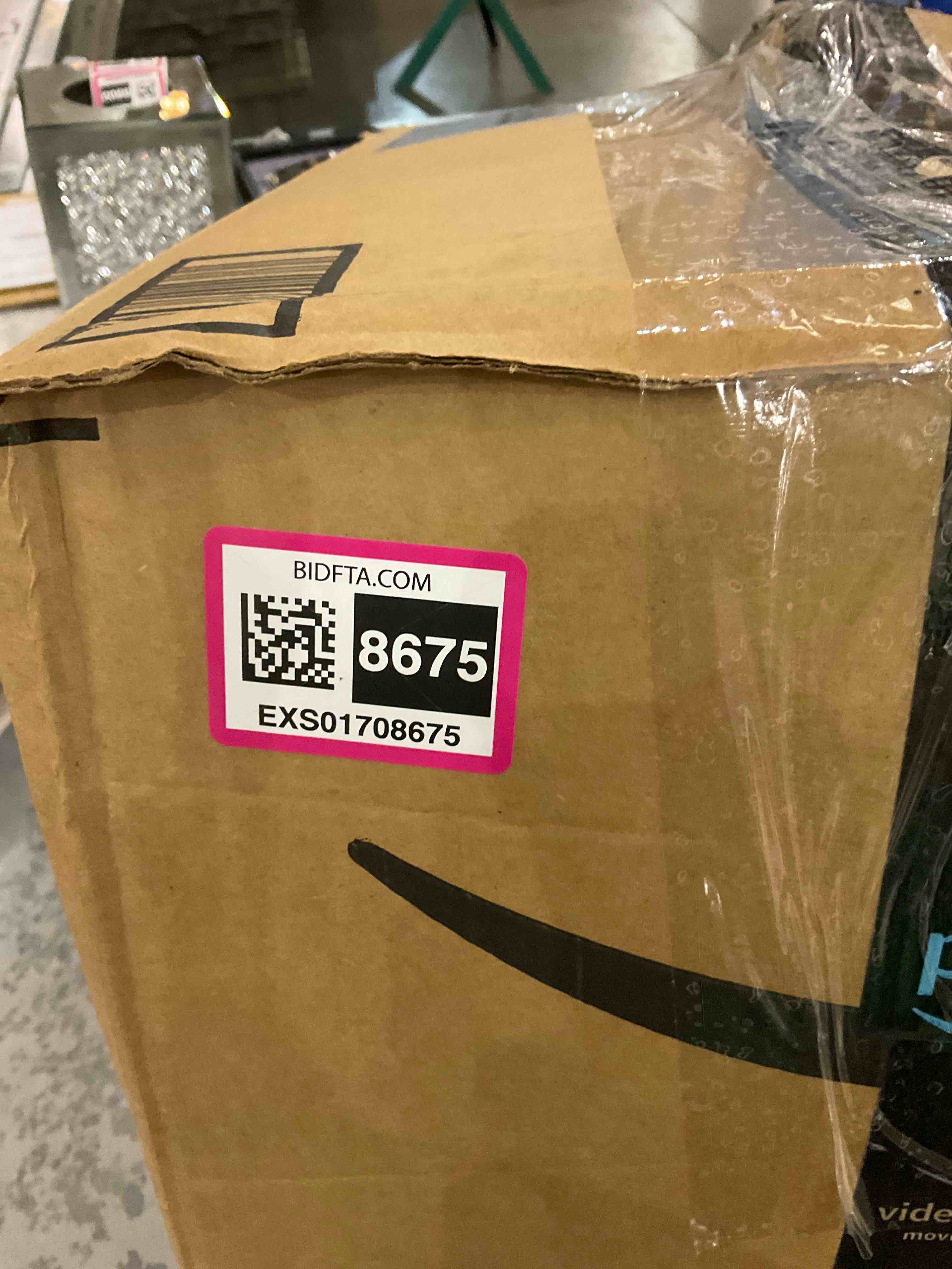 https://s3.amazonaws.com/lotting-images-prod/BargainHunt/EXS01708675_1715002640337.jpeg