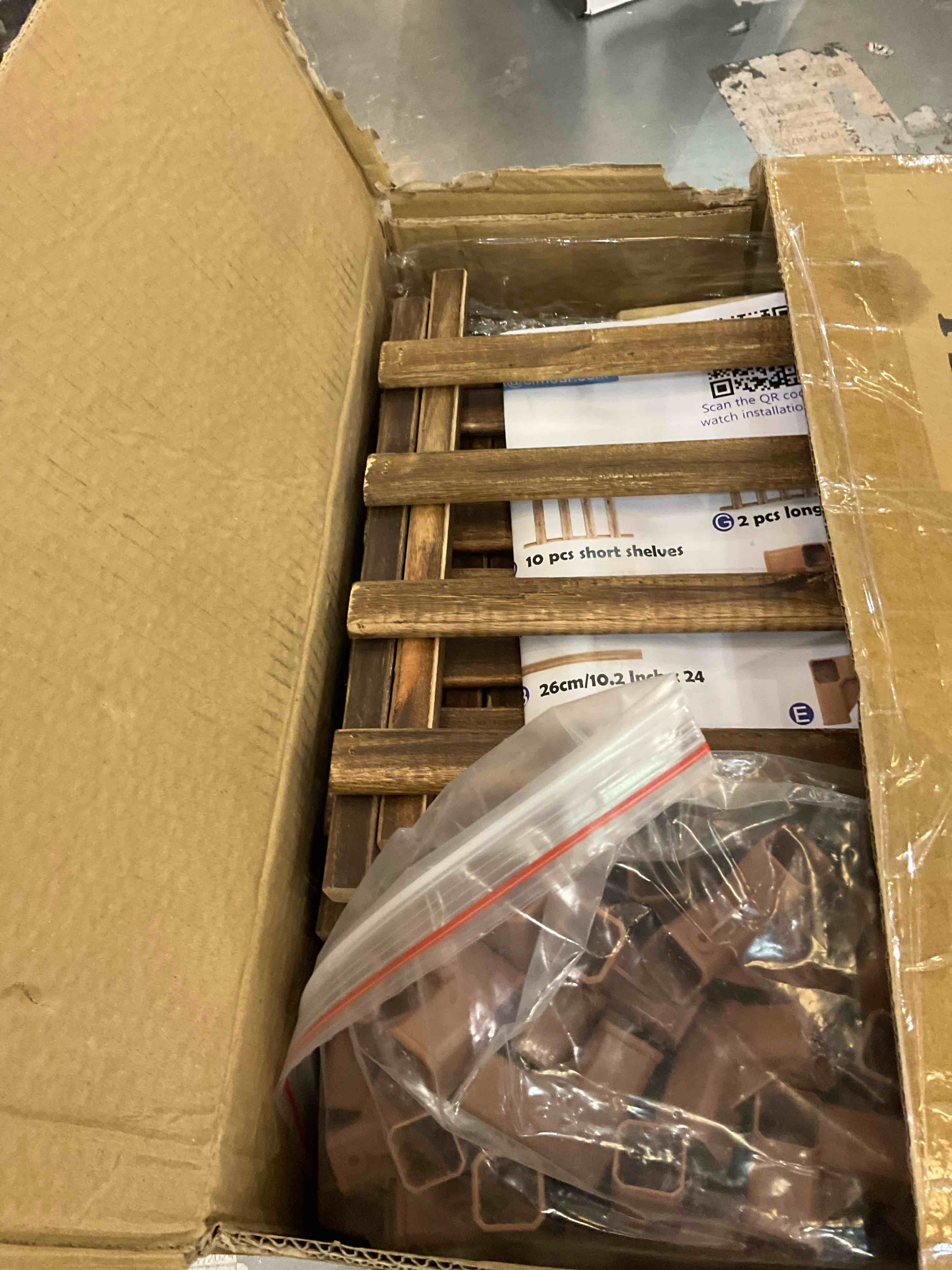https://s3.amazonaws.com/lotting-images-prod/BargainHunt/EXS01708693_1715004130762.jpeg