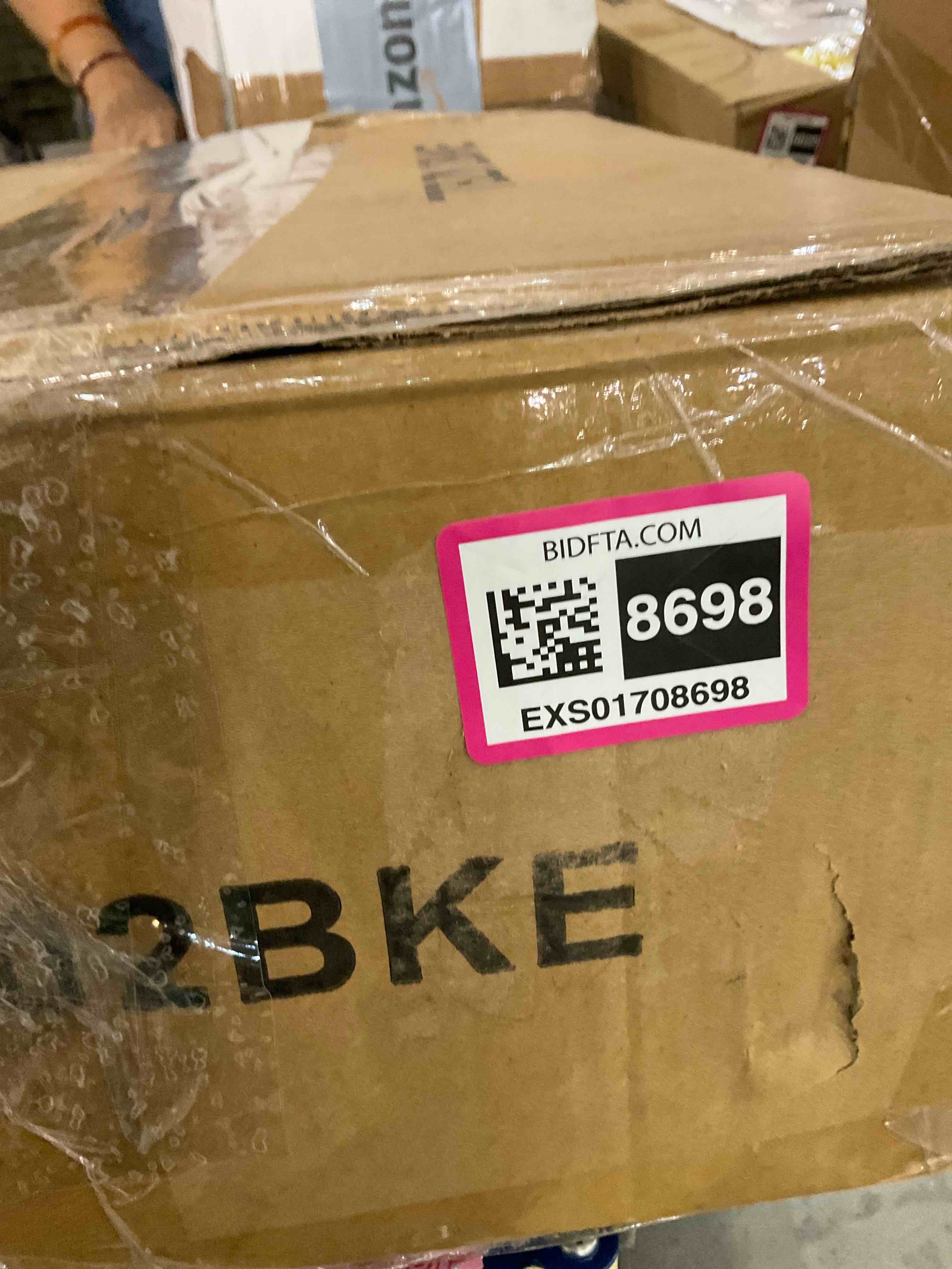 https://s3.amazonaws.com/lotting-images-prod/BargainHunt/EXS01708698_1715004748791.jpeg