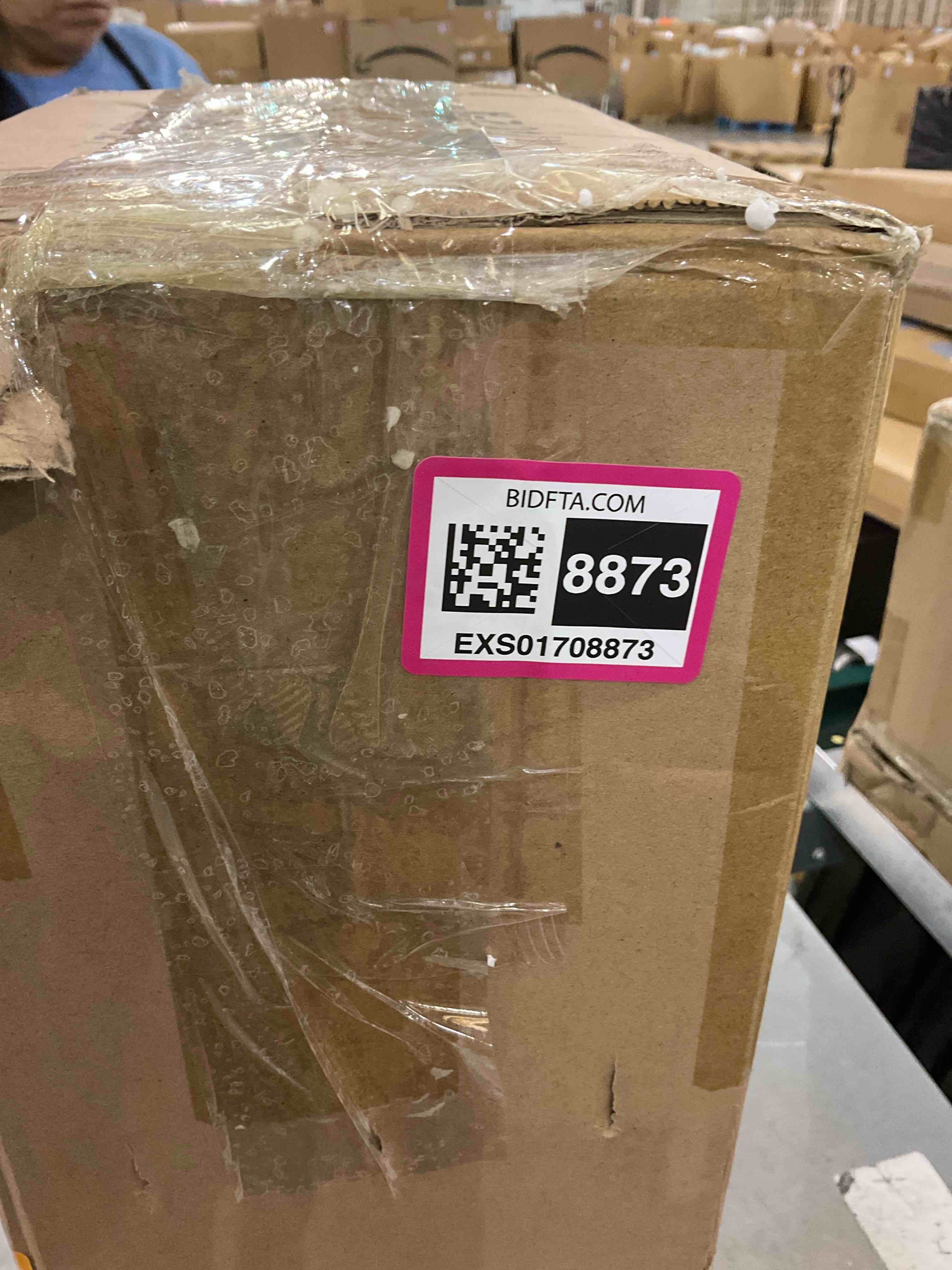 https://s3.amazonaws.com/lotting-images-prod/BargainHunt/EXS01708873_1715090150609.jpeg