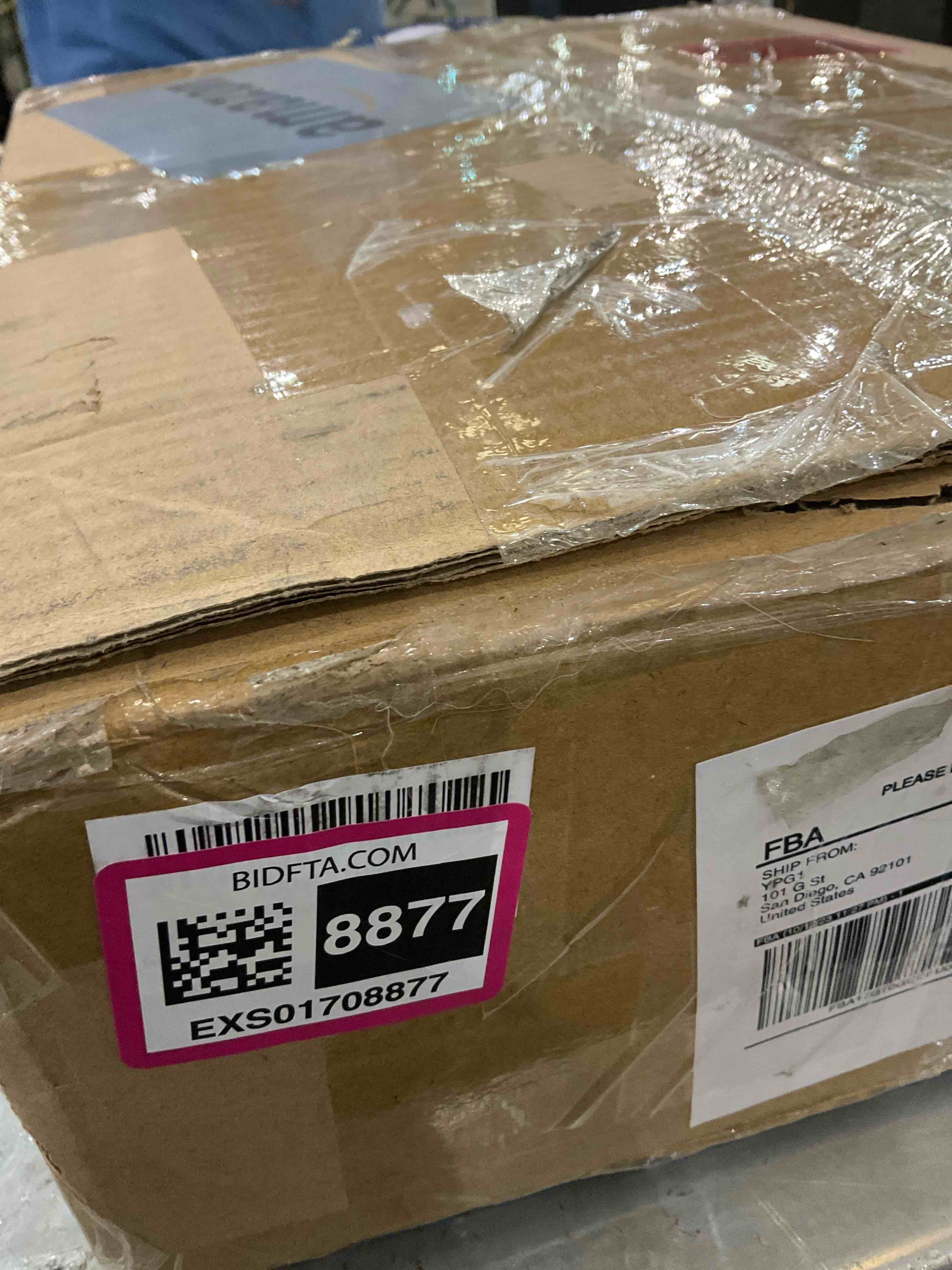 https://s3.amazonaws.com/lotting-images-prod/BargainHunt/EXS01708877_1715090497069.jpeg