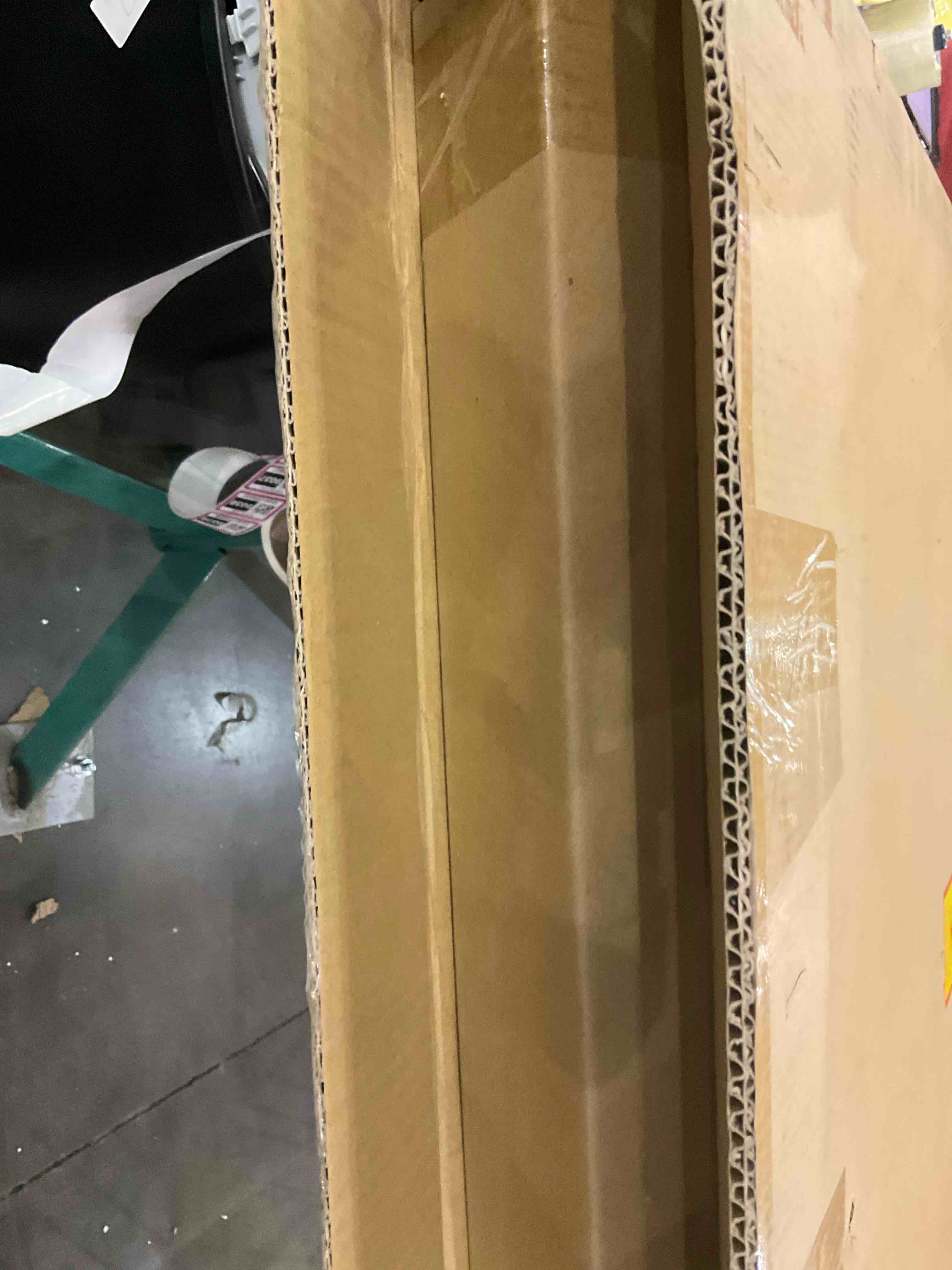 https://s3.amazonaws.com/lotting-images-prod/BargainHunt/EXS01709029_1713276192030.jpeg