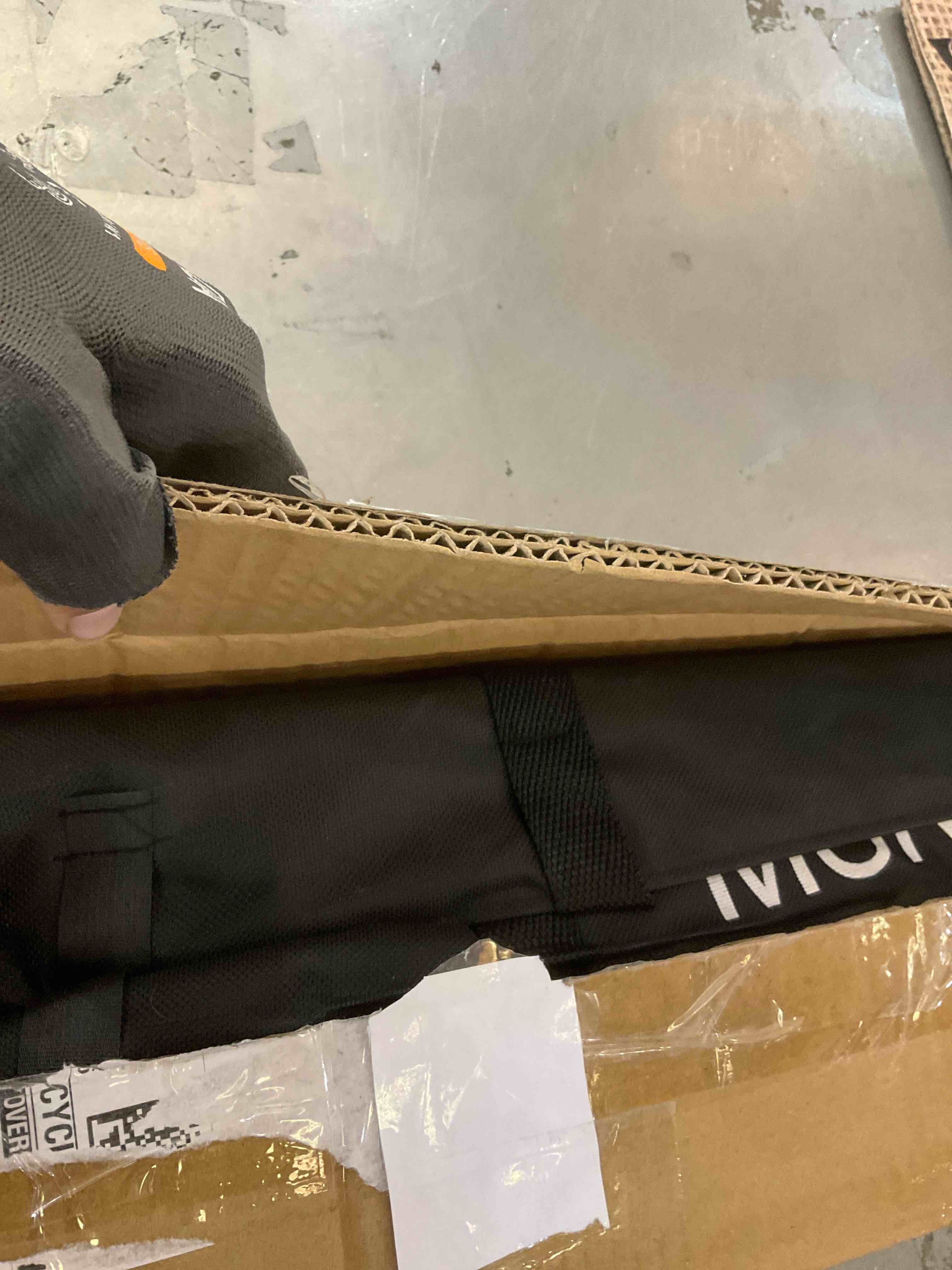 https://s3.amazonaws.com/lotting-images-prod/BargainHunt/EXS01709048_1713282036180.jpeg