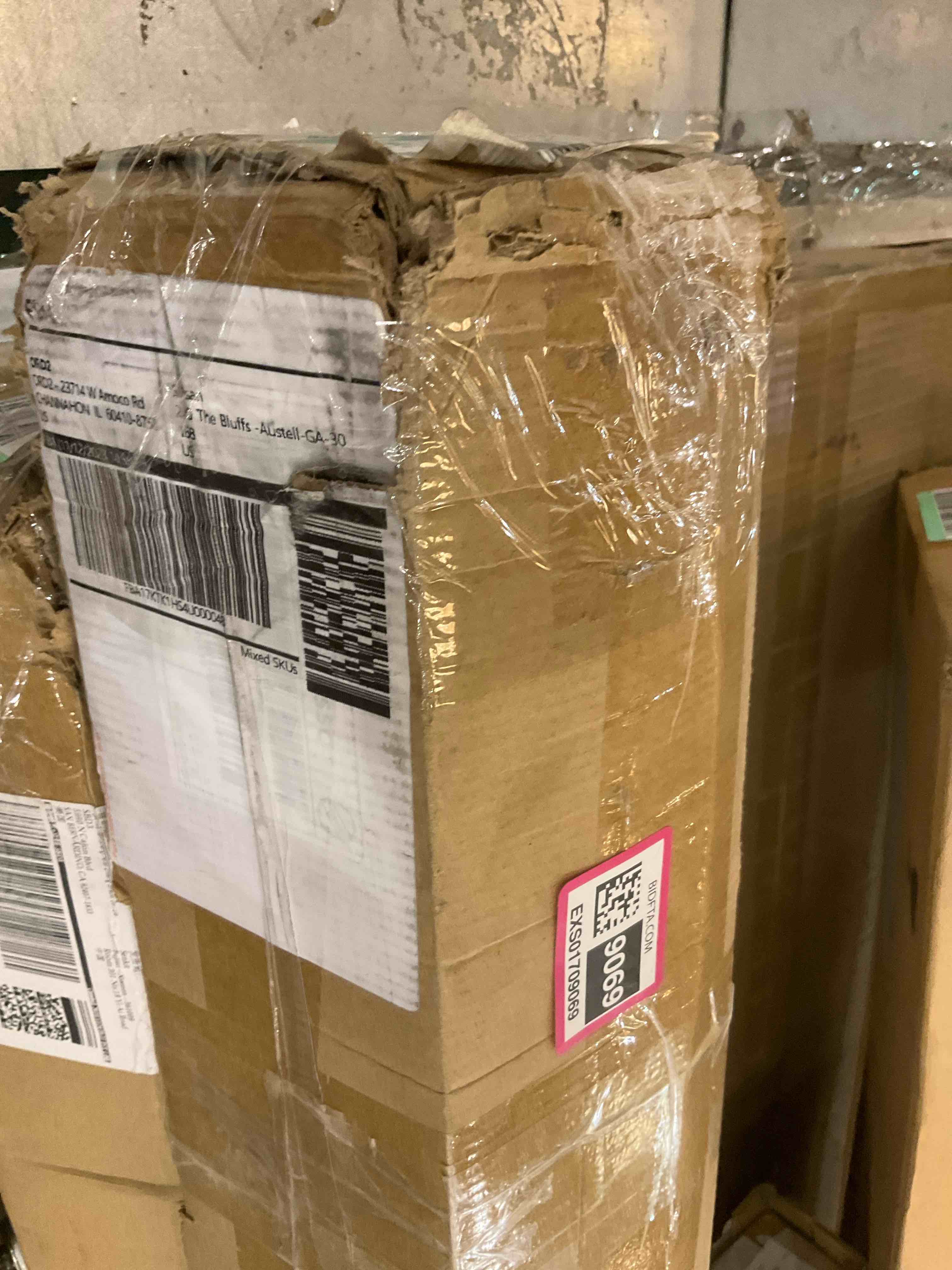 https://s3.amazonaws.com/lotting-images-prod/BargainHunt/EXS01709069_1713289443697.jpeg