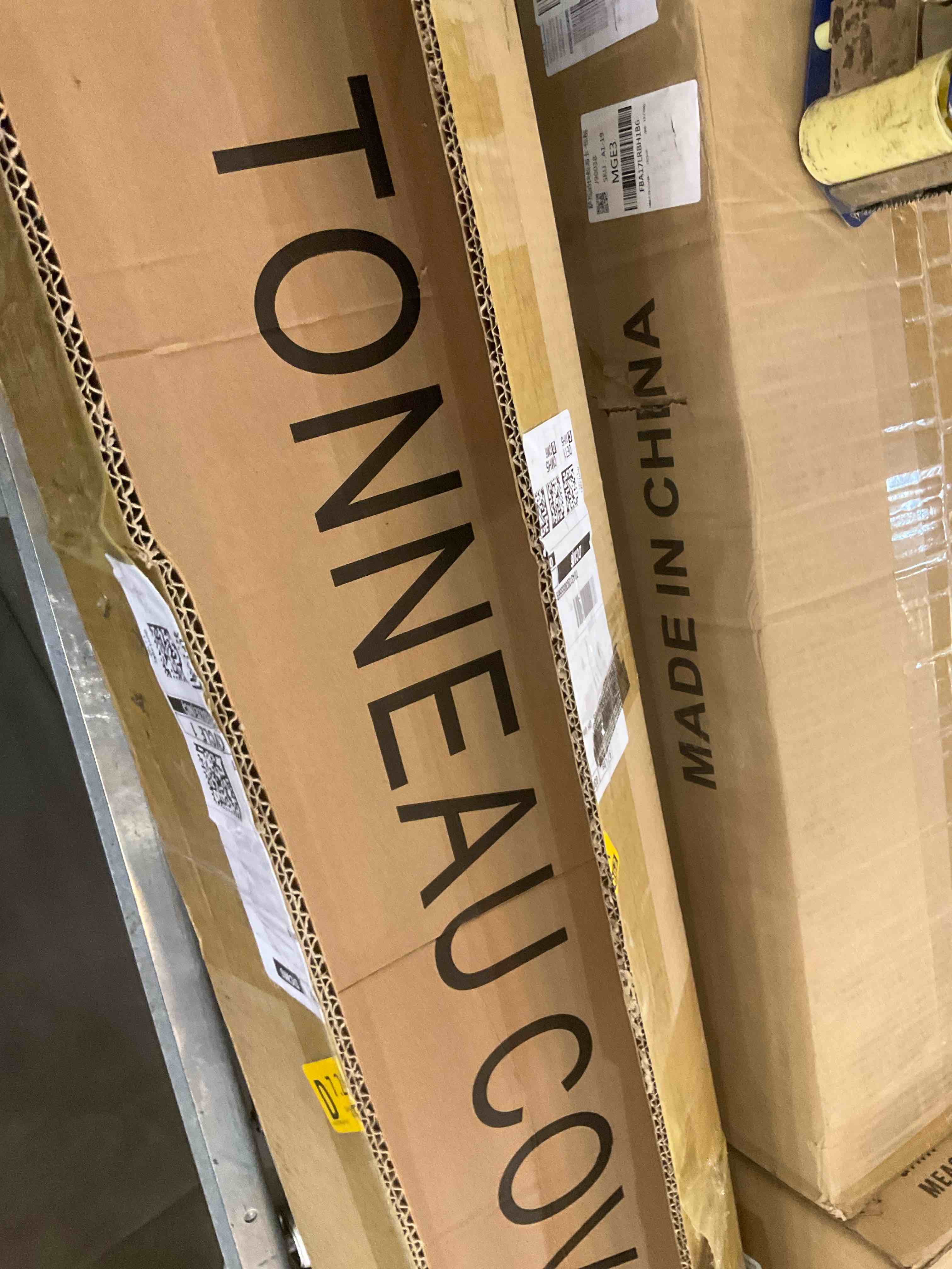 https://s3.amazonaws.com/lotting-images-prod/BargainHunt/EXS01709073_1713289920876.jpeg