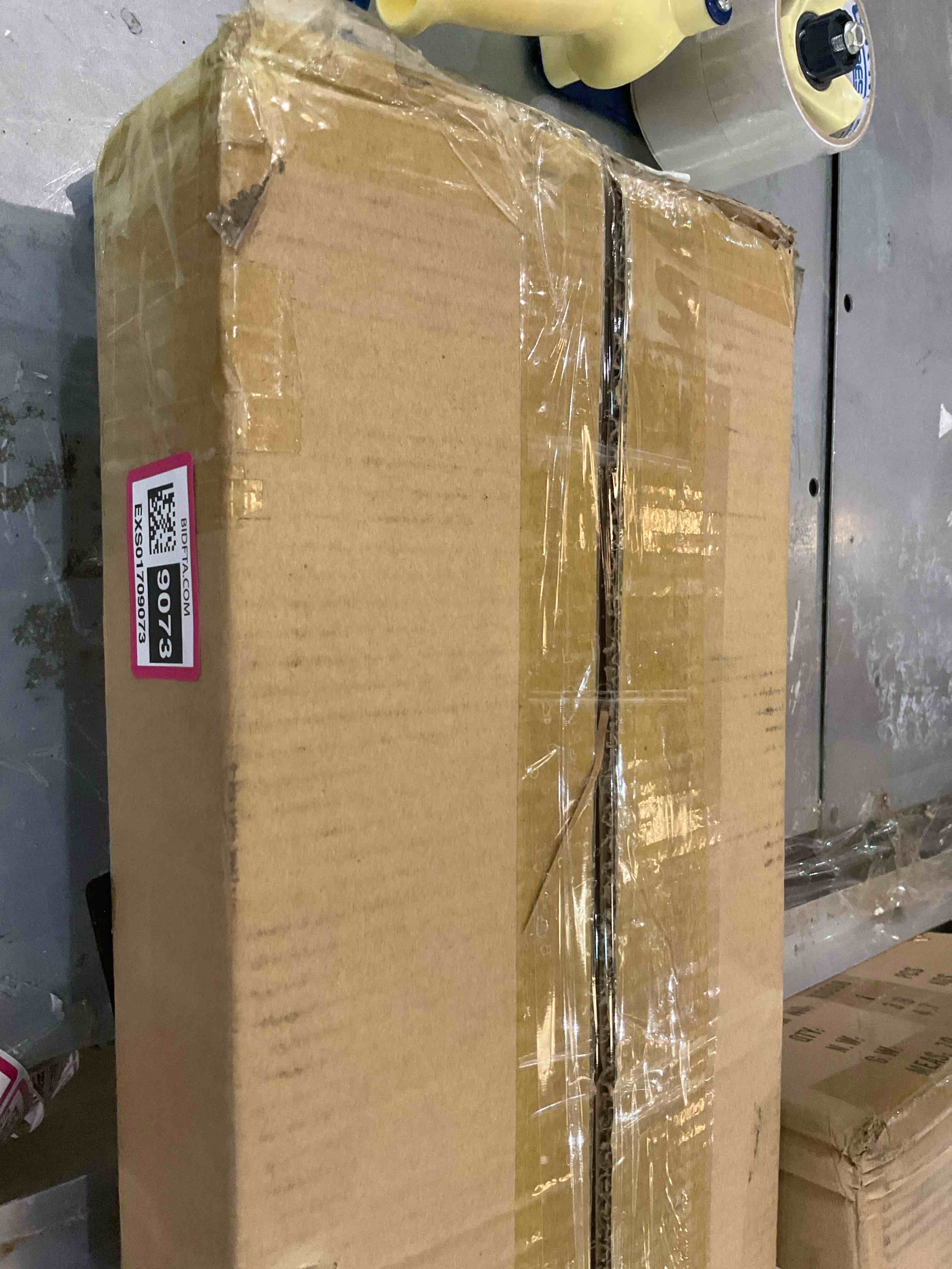 https://s3.amazonaws.com/lotting-images-prod/BargainHunt/EXS01709073_1713289950544.jpeg