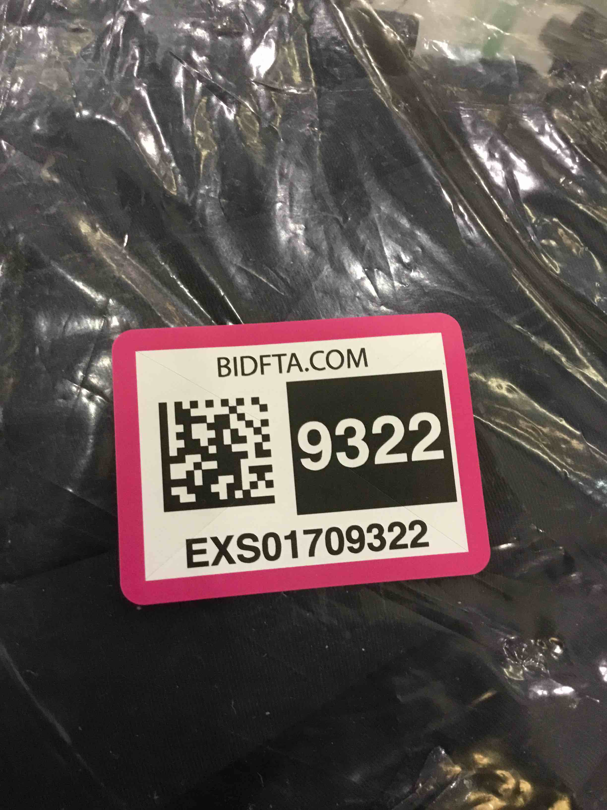 https://s3.amazonaws.com/lotting-images-prod/BargainHunt/EXS01709322_1715267494080.jpeg