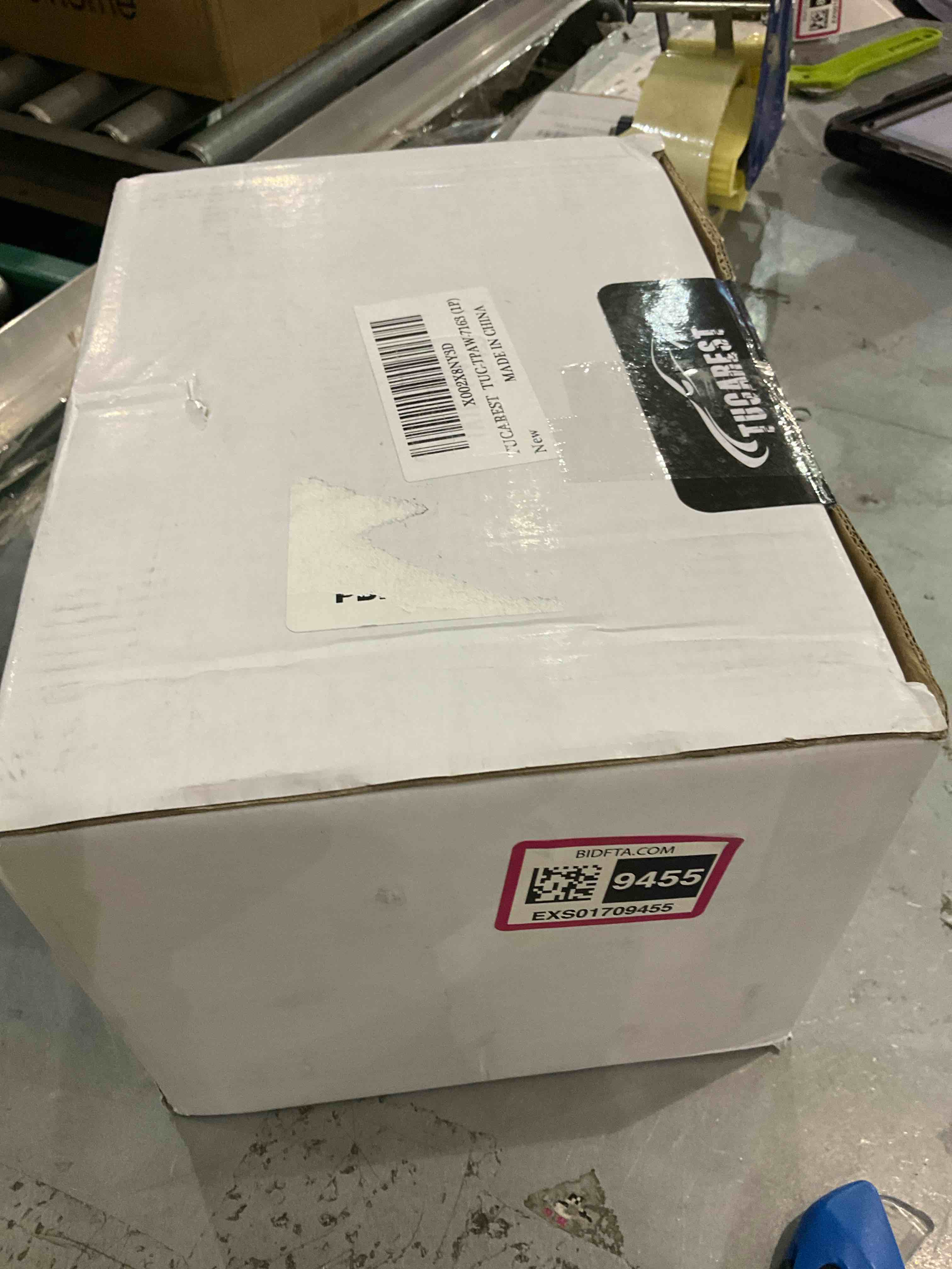 https://s3.amazonaws.com/lotting-images-prod/BargainHunt/EXS01709455_1719495365301.jpeg