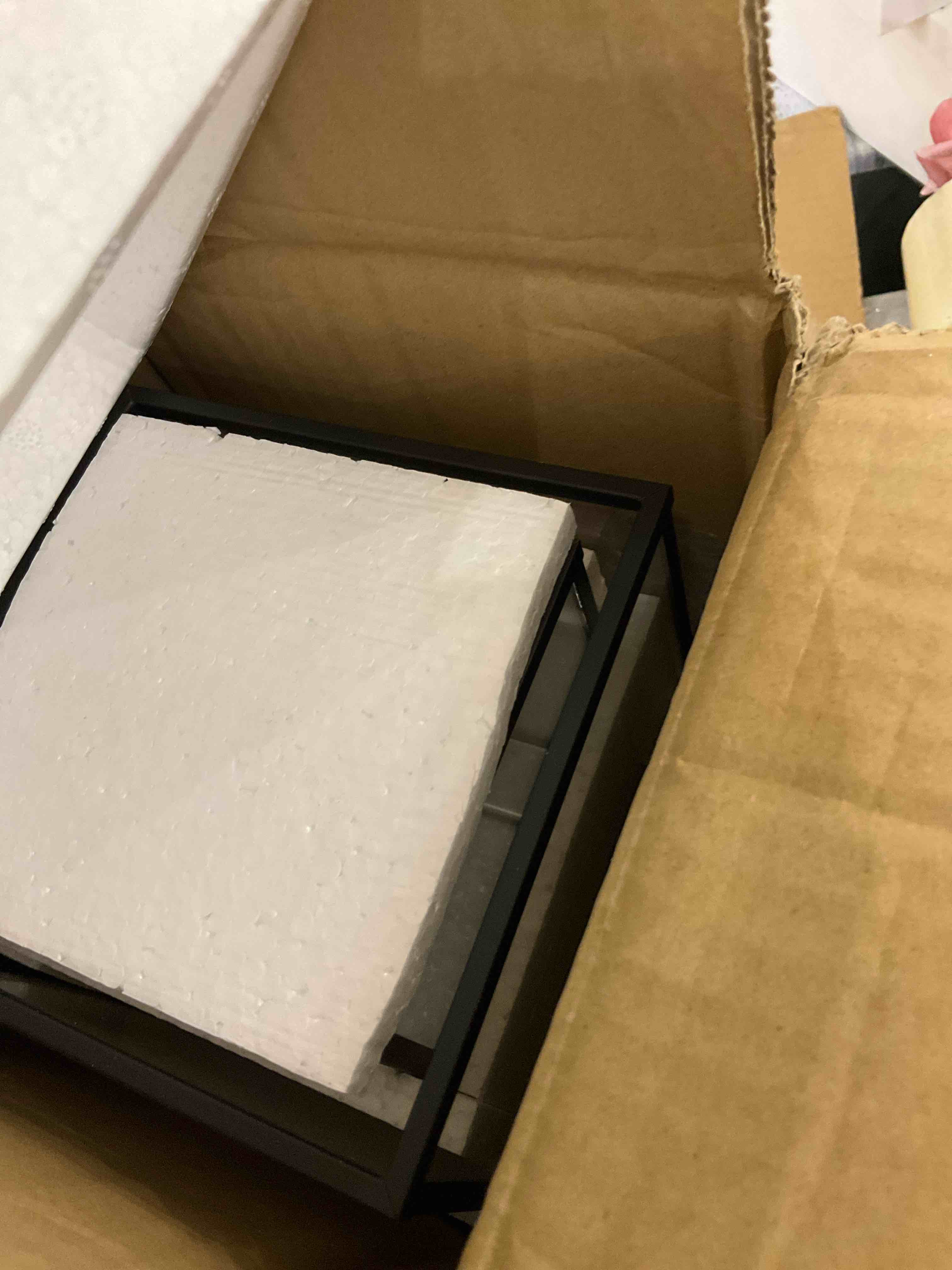 https://s3.amazonaws.com/lotting-images-prod/BargainHunt/EXS01709553_1713375549111.jpeg