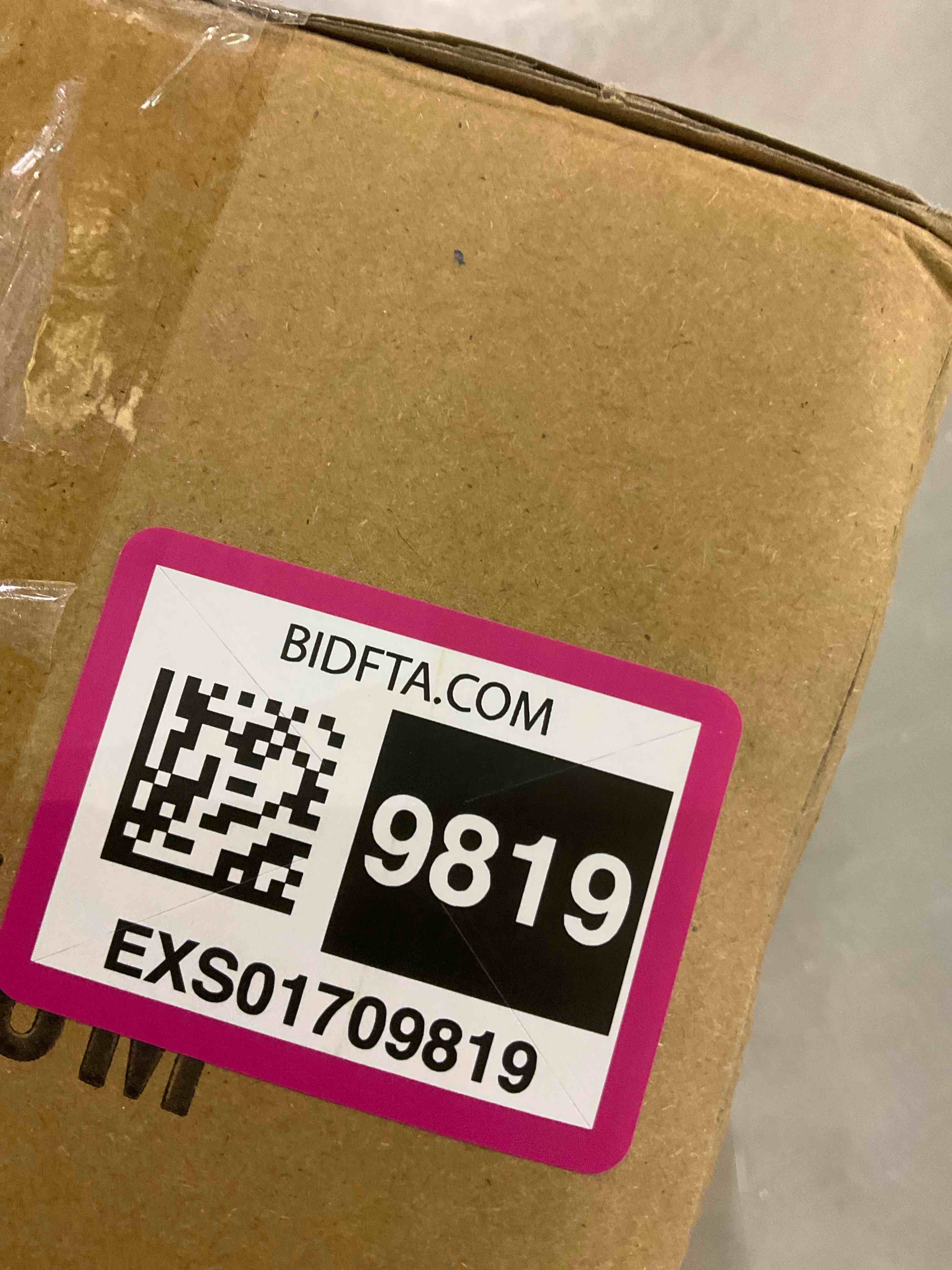 https://s3.amazonaws.com/lotting-images-prod/BargainHunt/EXS01709819_1713541599230.jpeg