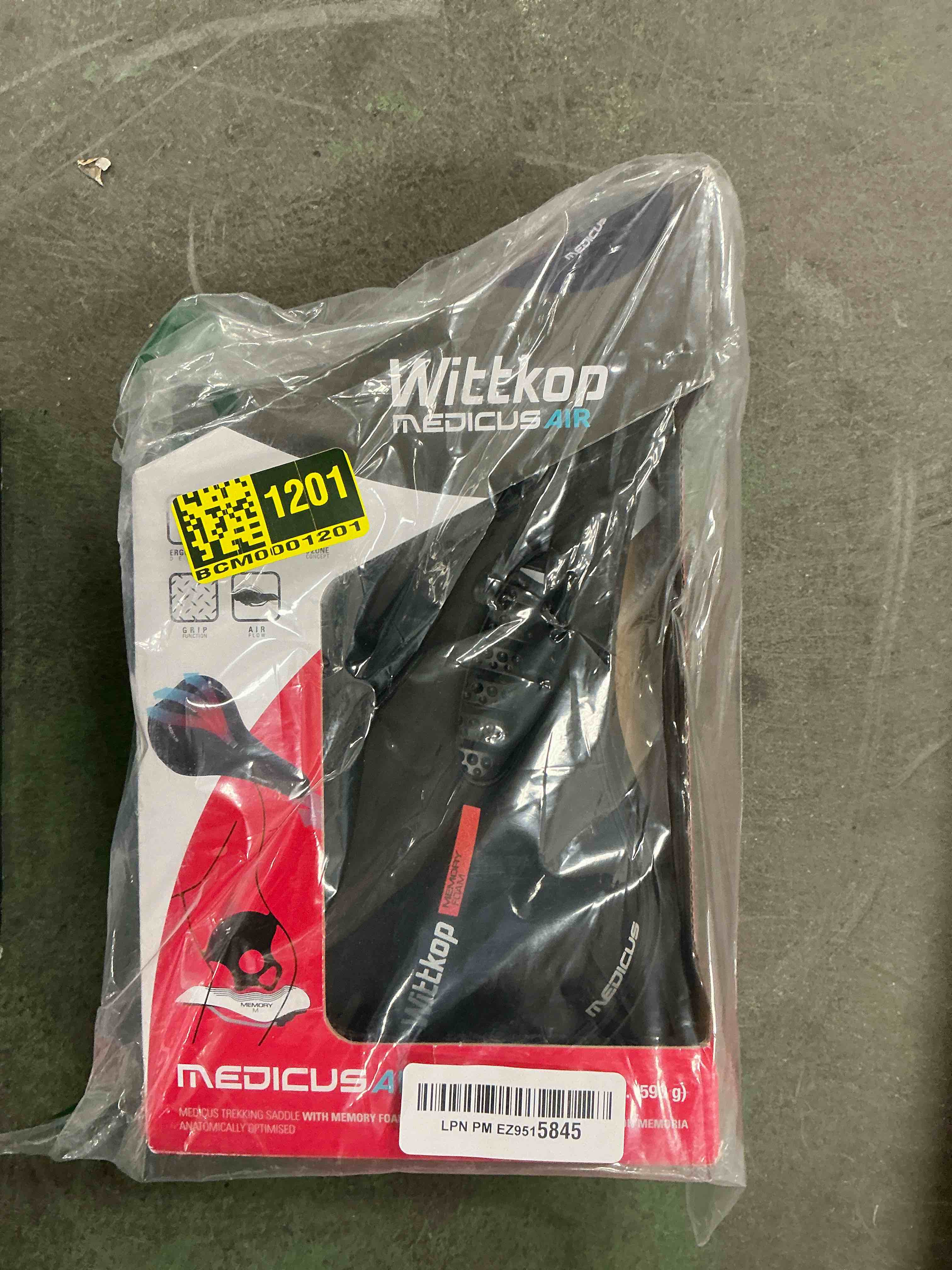 https://s3.amazonaws.com/lotting-images-prod/Bascom/BCM0001201_1759851663425.jpeg