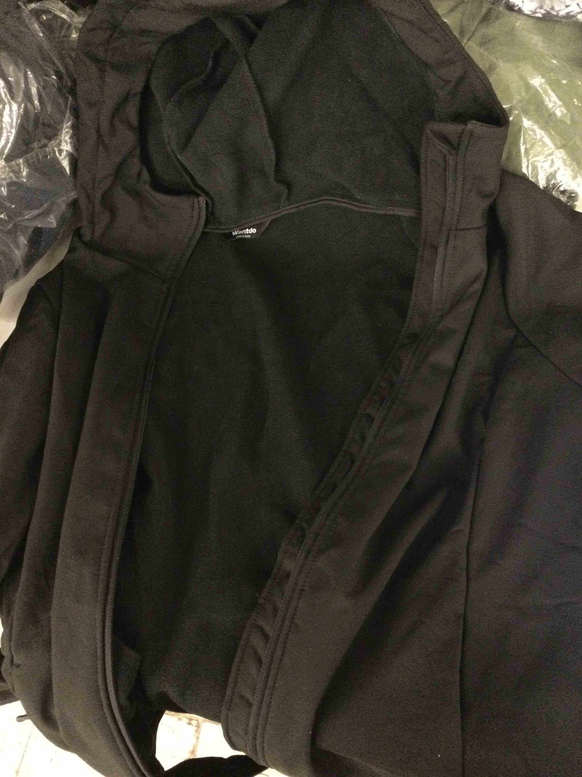 Condition photo showing Good Condition for wantdo Women Softshell Jacket Fleece Lined Hooded Rain Coat Waterproof Windproof Windbreaker Jacket Lightweight Long Coat