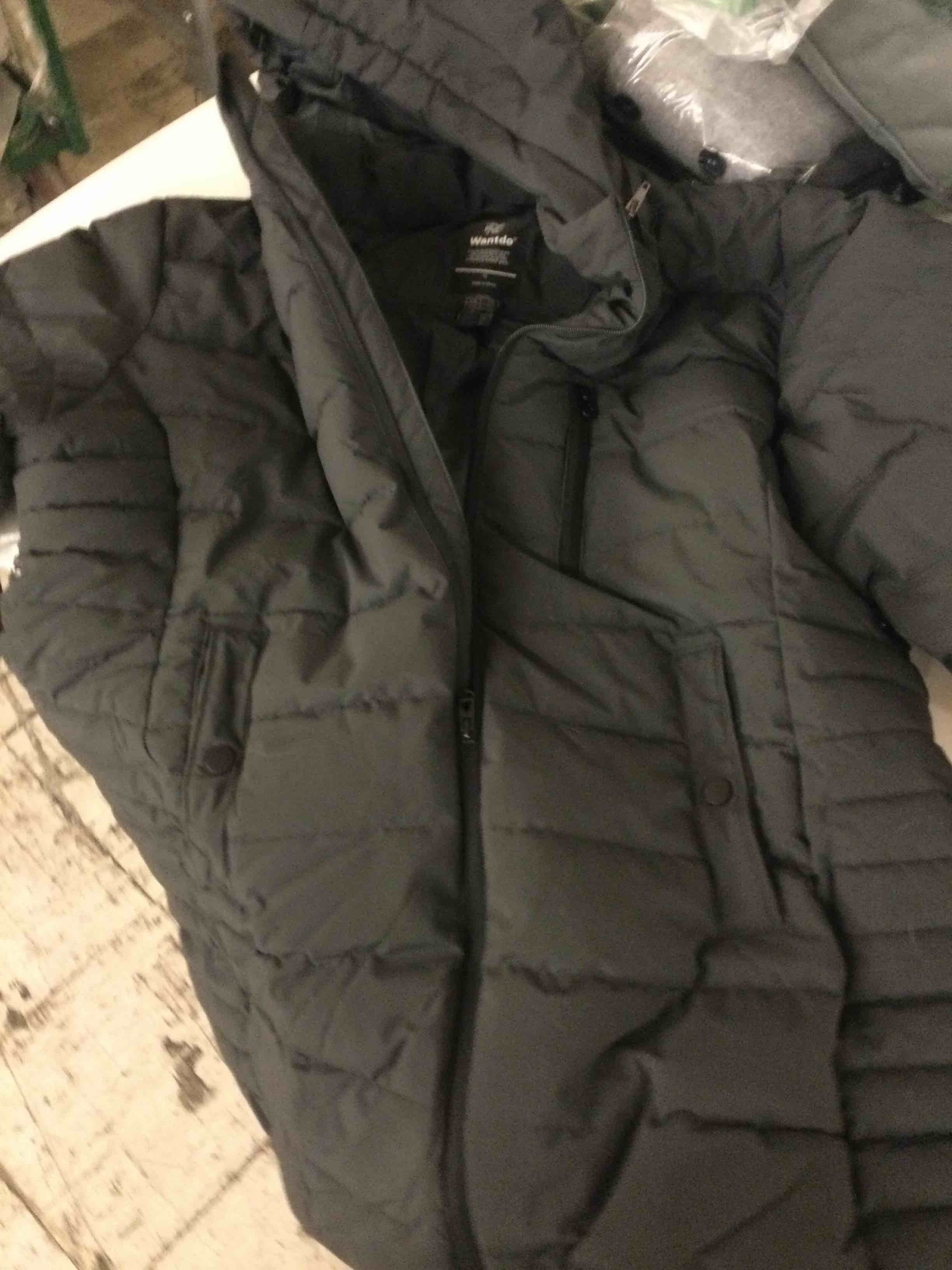 Condition photo showing As Is for wantdo Women's Puffer Jacket Warm Padded Winter Coat Long Quilted Jacket (Available in Plus Size)