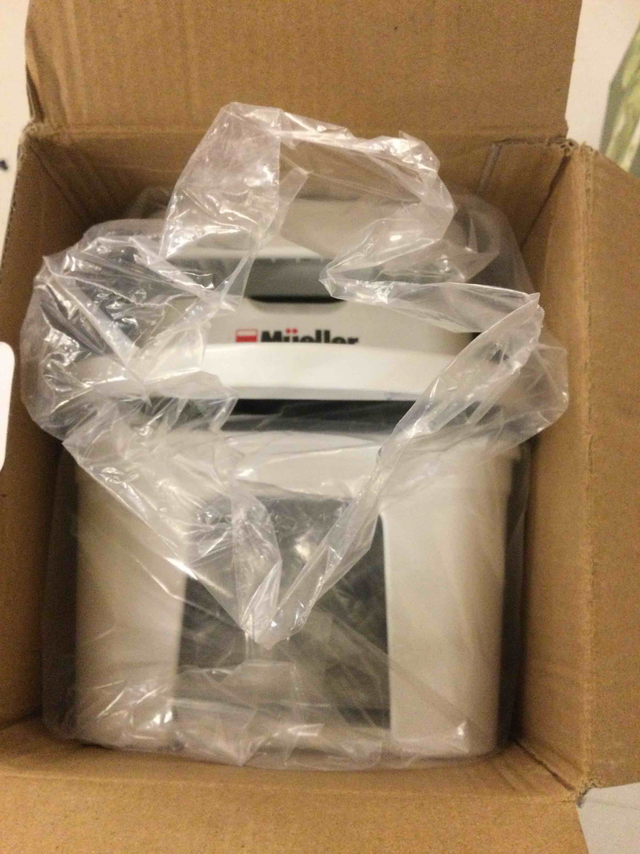 Condition photo showing New/Like New for Mueller Pro-Series All-in-One, 12 Blade Mandoline Slicer for Kitchen Vegetable Chopper, Vegetable Slicer and Spiralizer, Cutter, Dicer, Food Chopper, Grater, Kitchen Gadgets Sets with Container (B0B72DL8KL) (Colors Vary)