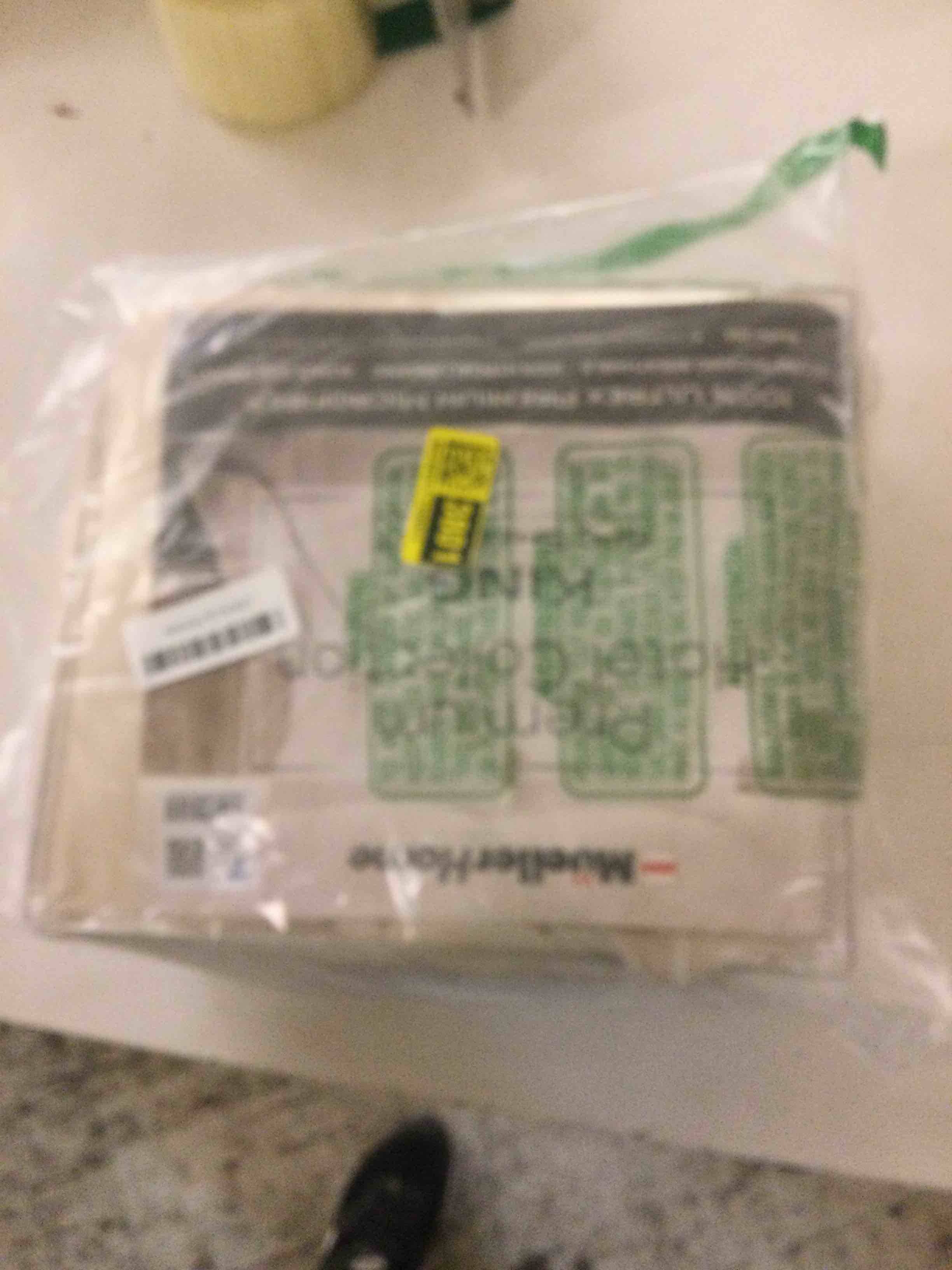 Condition photo showing New/Like New for Mueller Ultratemp King Size Sheets Set, Super Soft 1800, 6 Piece, Deep Pocket up to 16" Bed Sheets, Transfers Heat, Breathes Better, Hypoallergenic, Wrinkle, Cream