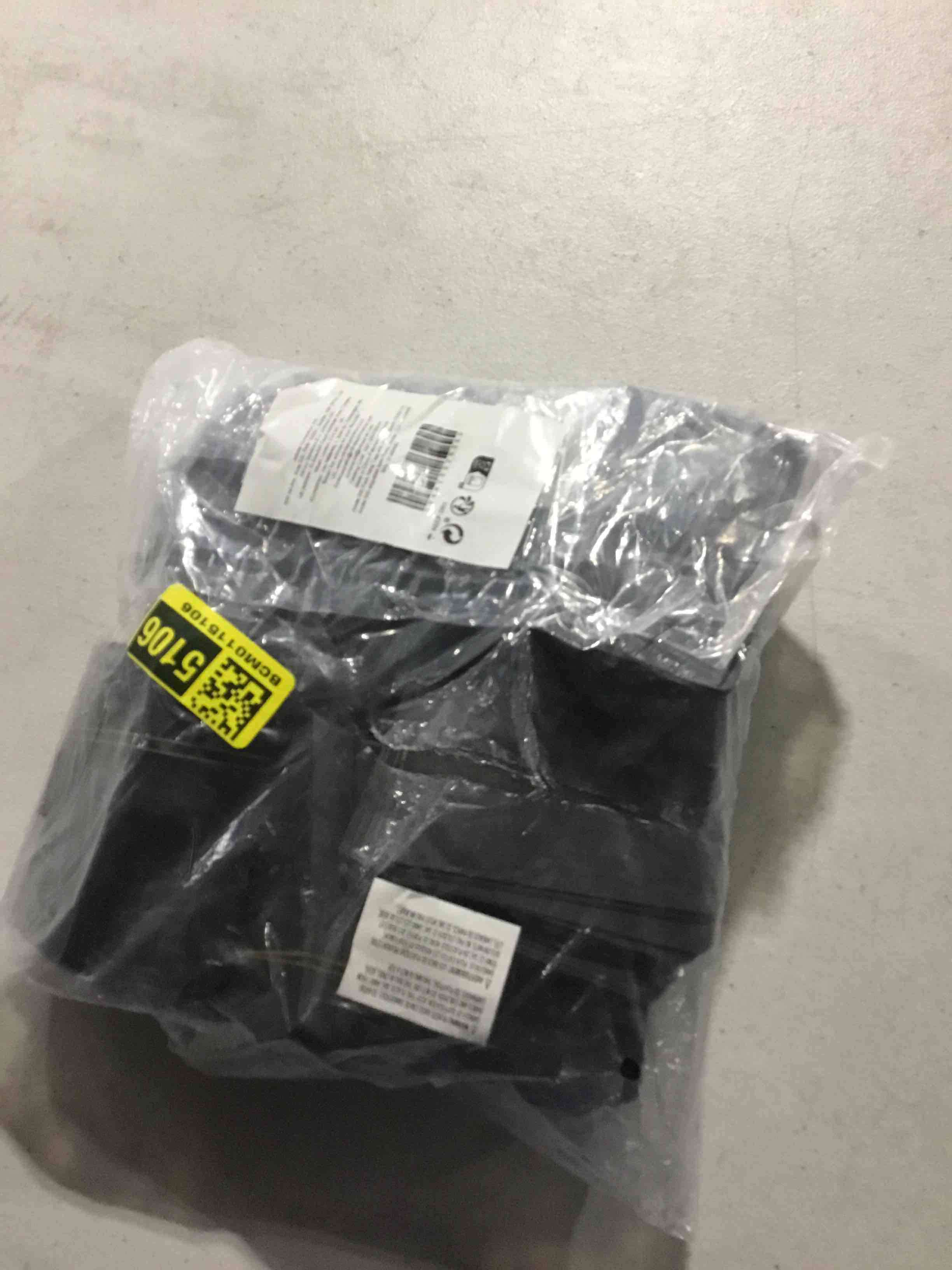 Condition photo showing Good Condition for 500 Pack Blank Hang Tags with String and Fasteners, 2 x 3.5 in Cardstock Paper Tags for Labeling, Pricing, and Gifting - Kraft black Tag for Retail, Clothing, Gifts, and Craft Projects