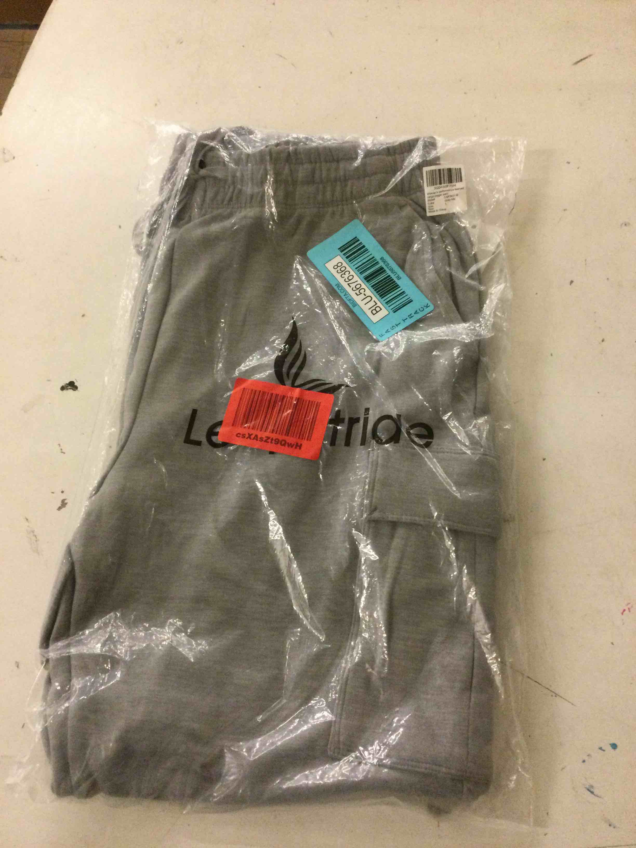 Condition photo showing New/Like New for women's fleece cargo joggers - multi-pockets, elastic drawstring waist, warm winter daily wear gray large 