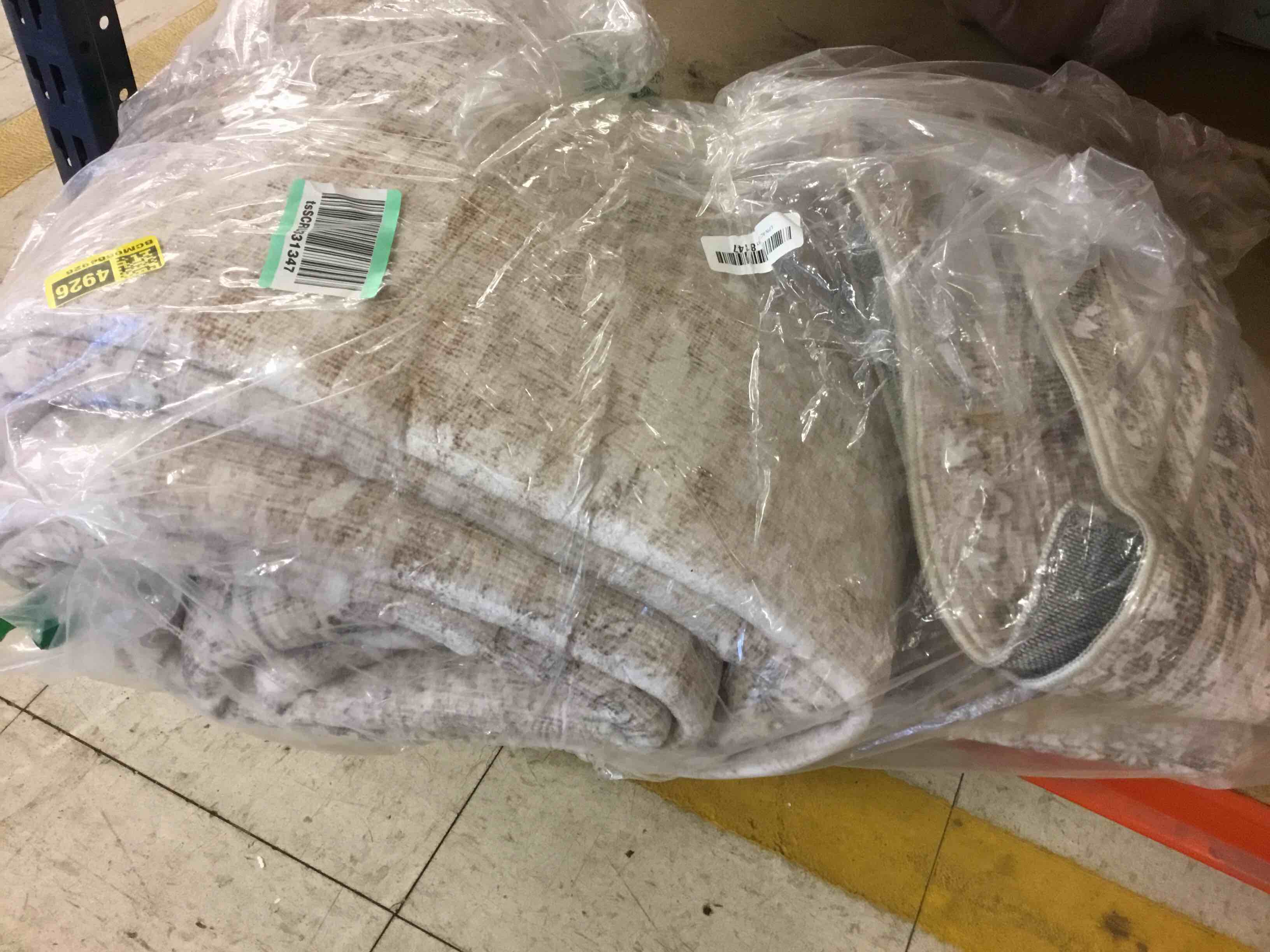 Condition photo showing Good Condition for hugear retro 8x10 washable area rugs beige living room bedroom rug vintage distressed large throw carpet neutral stain resistant non slip & shedding low pile for home aesthetic decor