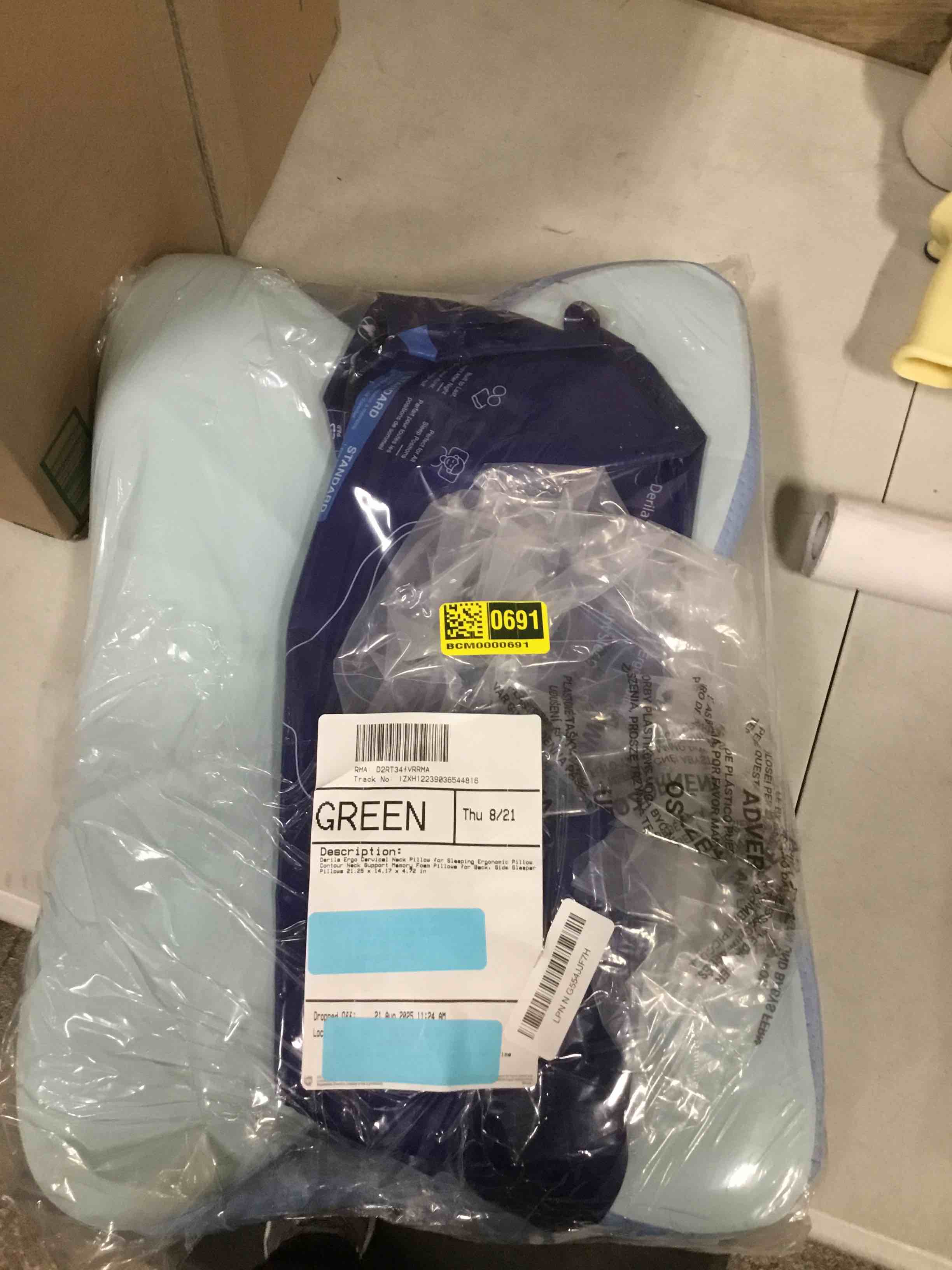 Delilah ergo cervical neck pillow