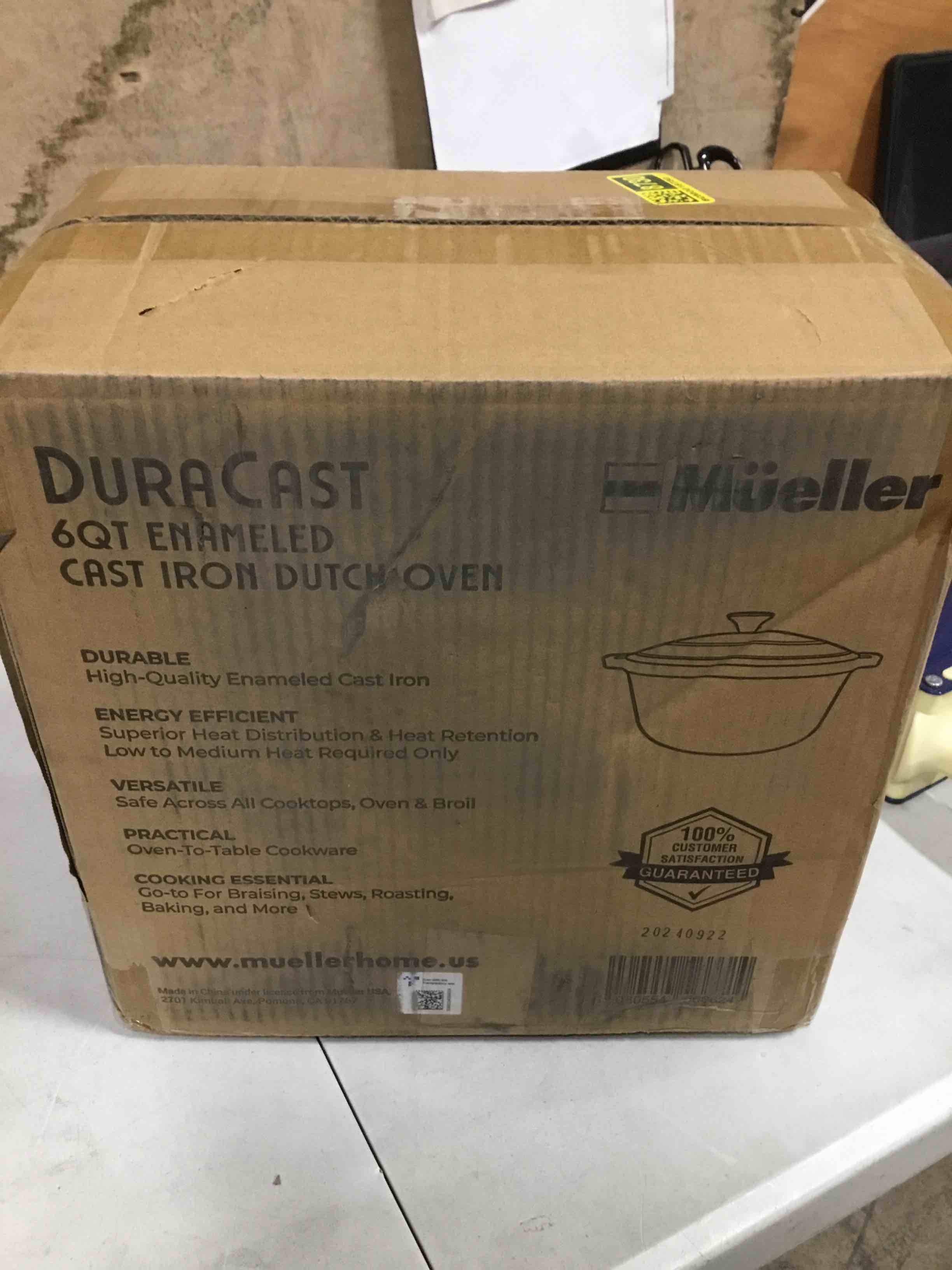 mueller cast iron Dutch oven