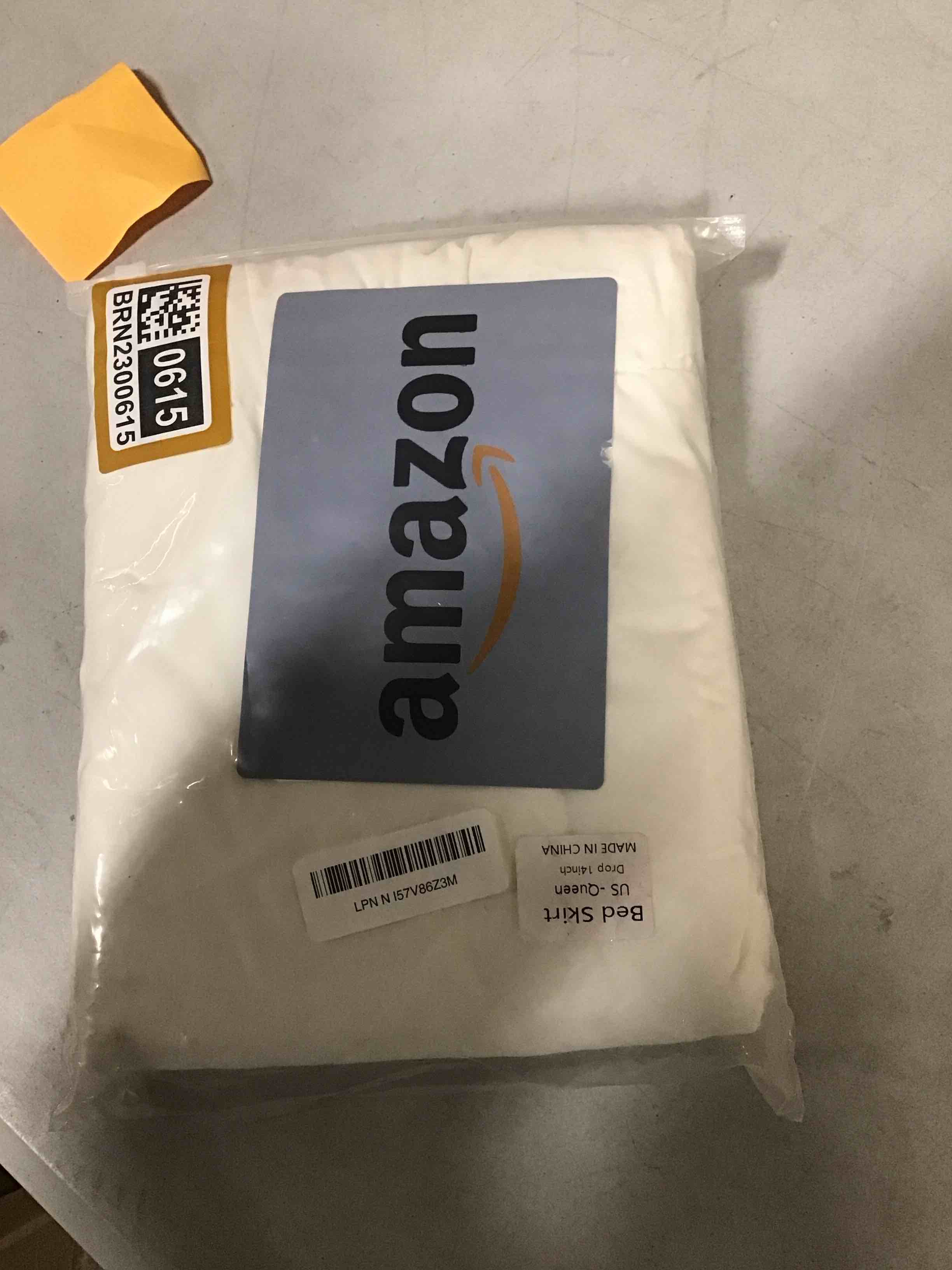 Condition photo showing Good Condition for queen bedskirt