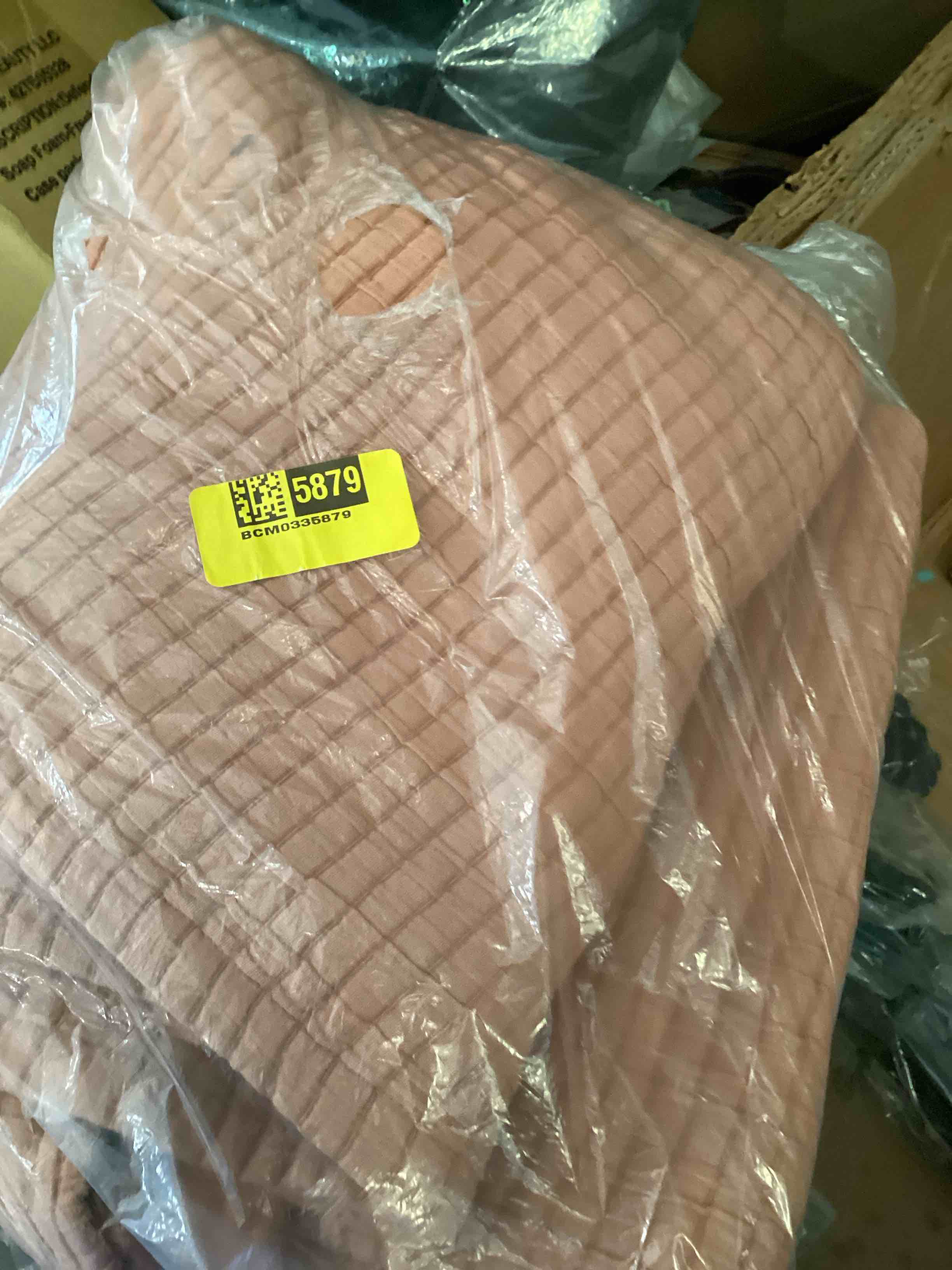 Condition photo showing As Is for organic ribbed cotton coverlet set, king/cal king, sedona