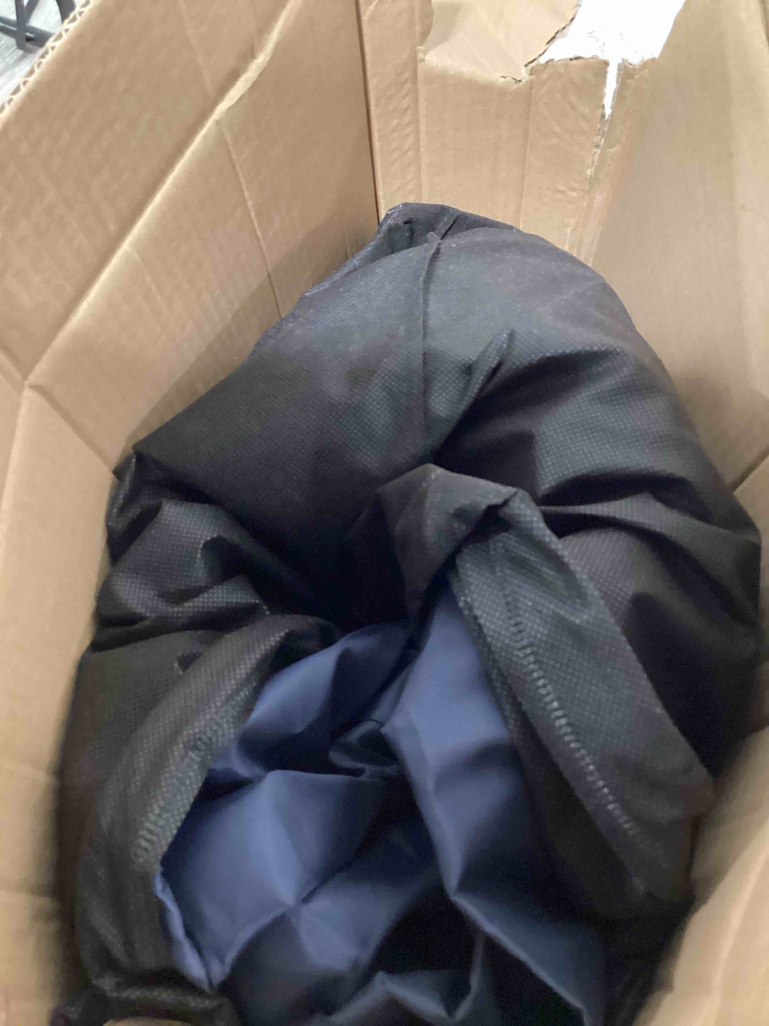 Condition photo showing New/Like New for coldwind mattress bags for storage & moving, waterproof king size mattress cover with heavy duty handles & strong zipper, navy king navy 1