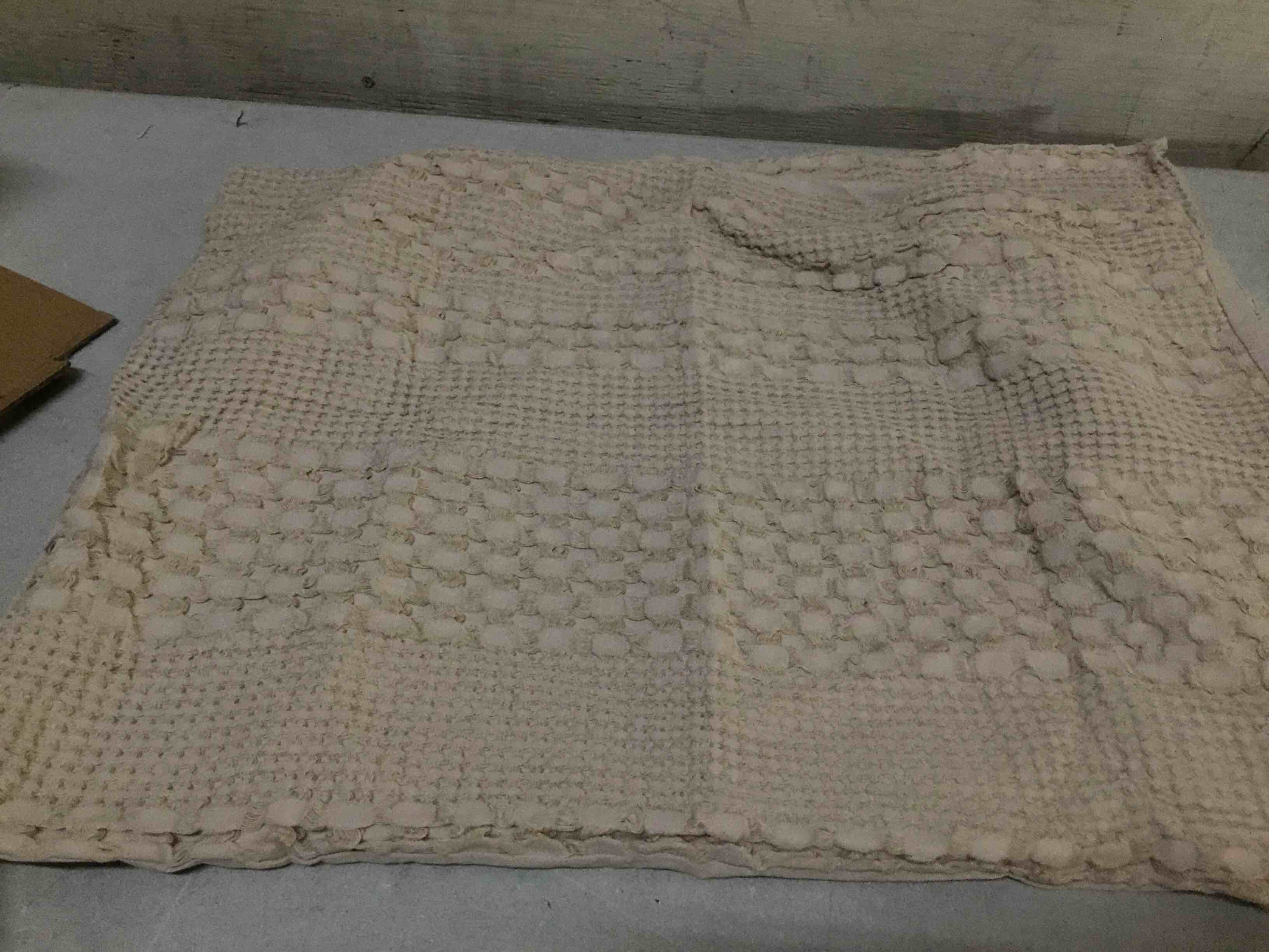 Condition photo showing Good Condition for phf 100% cotton waffle pillow shams standard size, 2 pack 20" x 26" soft skin-friendly pillowcases, no filling, aesthetic woven and breathable waffle weave pillow case covers for bed, oatmeal