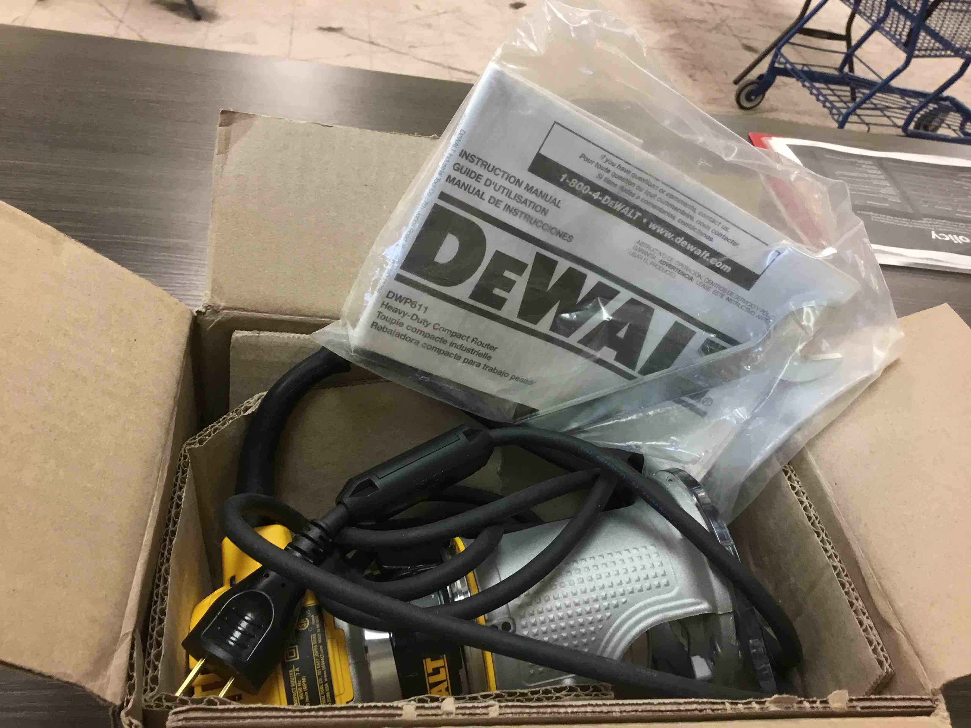 Condition photo showing As Is for dewalt router, fixed base, 1-1/4 hp, 7.7-amp, variable speed trigger, corded (dwp611)