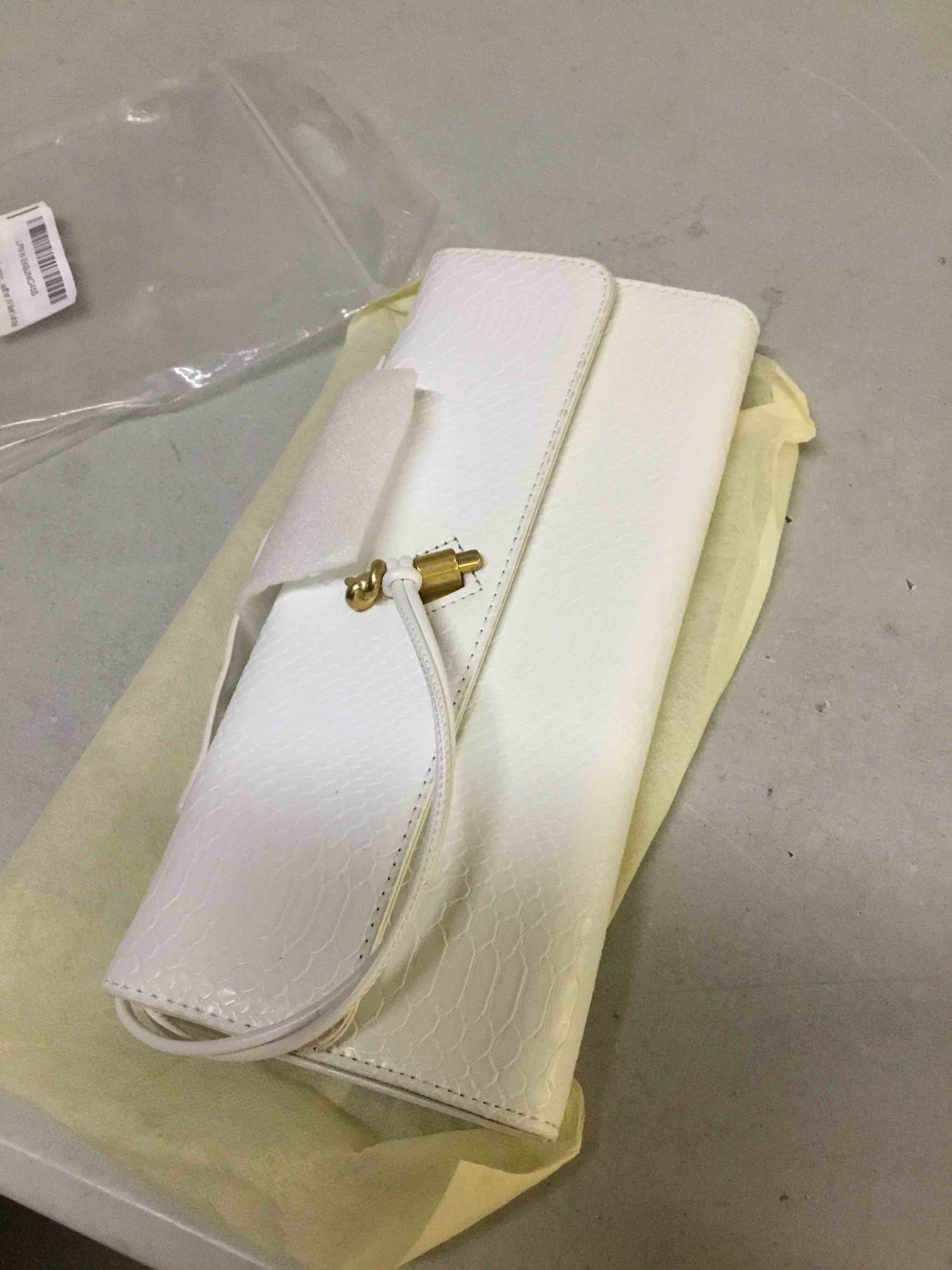 Condition photo showing New/Like New for women's woven clutch purse, crocodile print purses | pu leather long purse for women, fashion handbag with zipper for phone,trendy evening shoulder bag suede clutch
