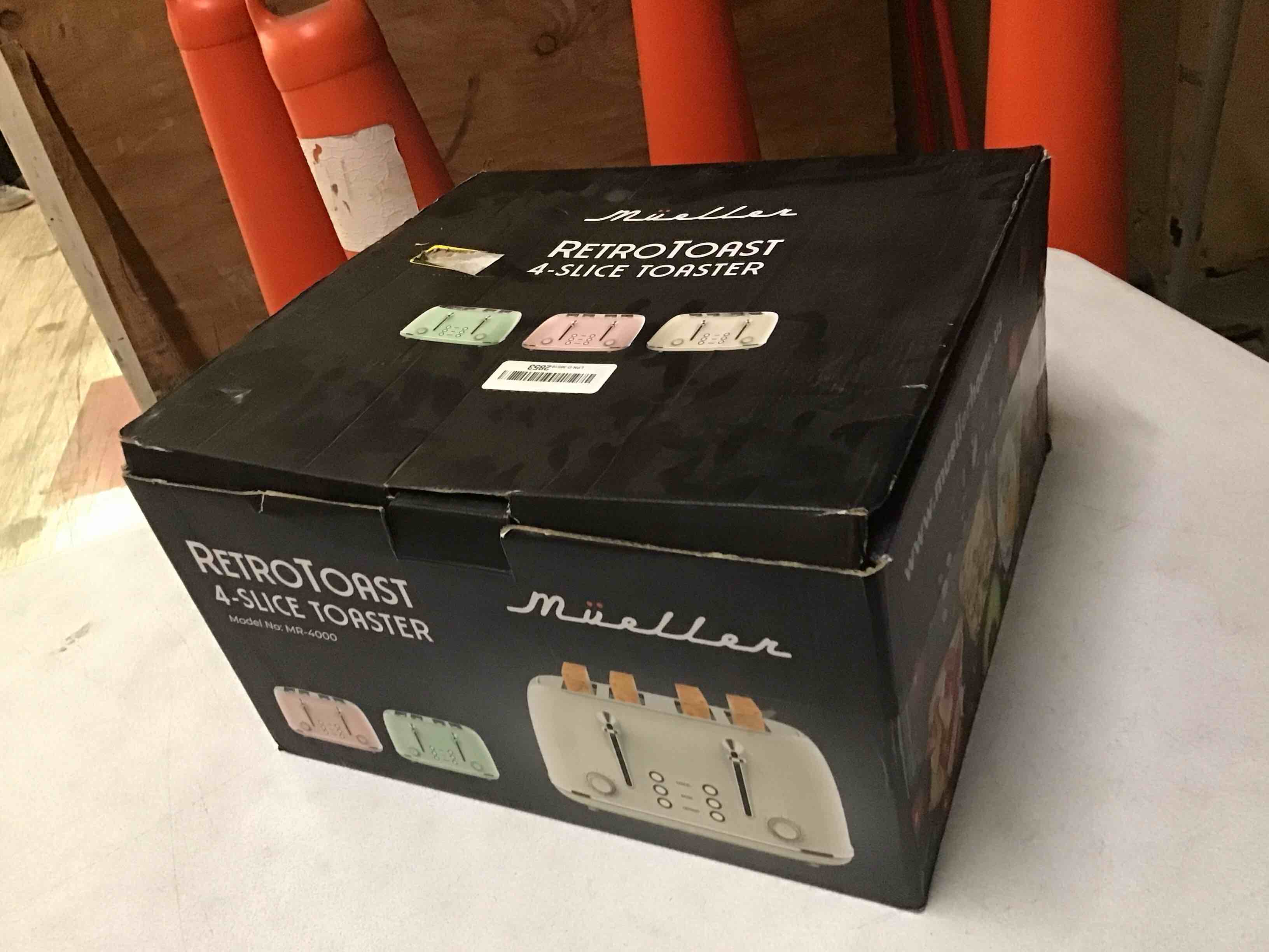 Condition photo showing Good Condition for Mueller Retro Toaster 4 Slice with Extra Wide Slots Bagel, Defrost, and Cancel Function, 6 Browning Levels, Dual Independent Controls, Removable Crumb Tray and High Lift Levers