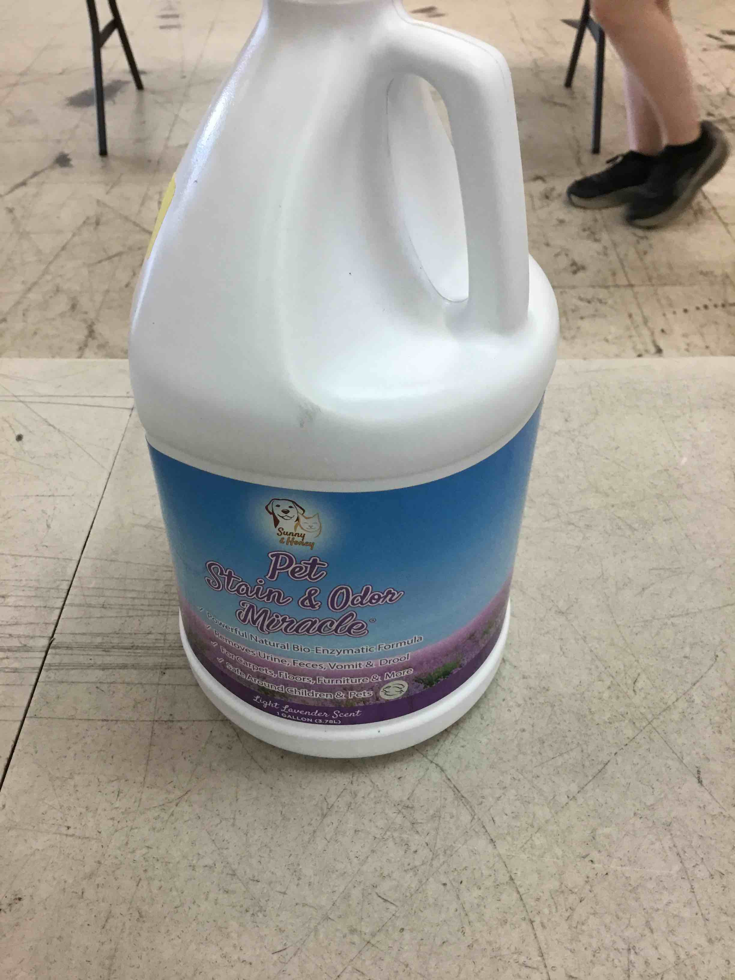 Condition photo showing Good Condition for sunny & honey pet stain and odor remover for carpets, 1 gallon lavender | usa made - enzyme cleaner for dog urine & poop - eliminates set in stains - color safe - for rugs, furniture & car seats