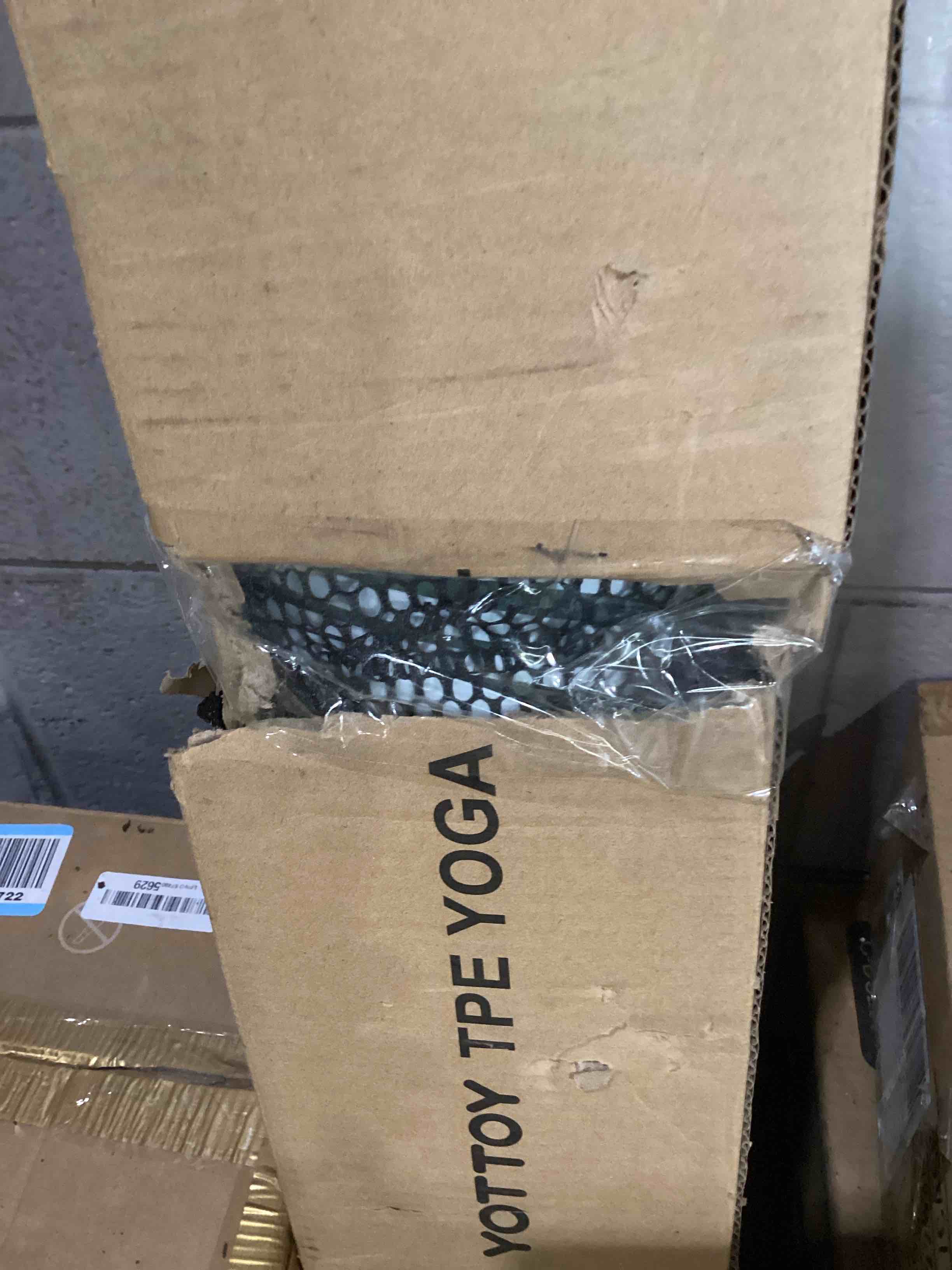 Condition photo showing As Is for yottoy tpe yoga