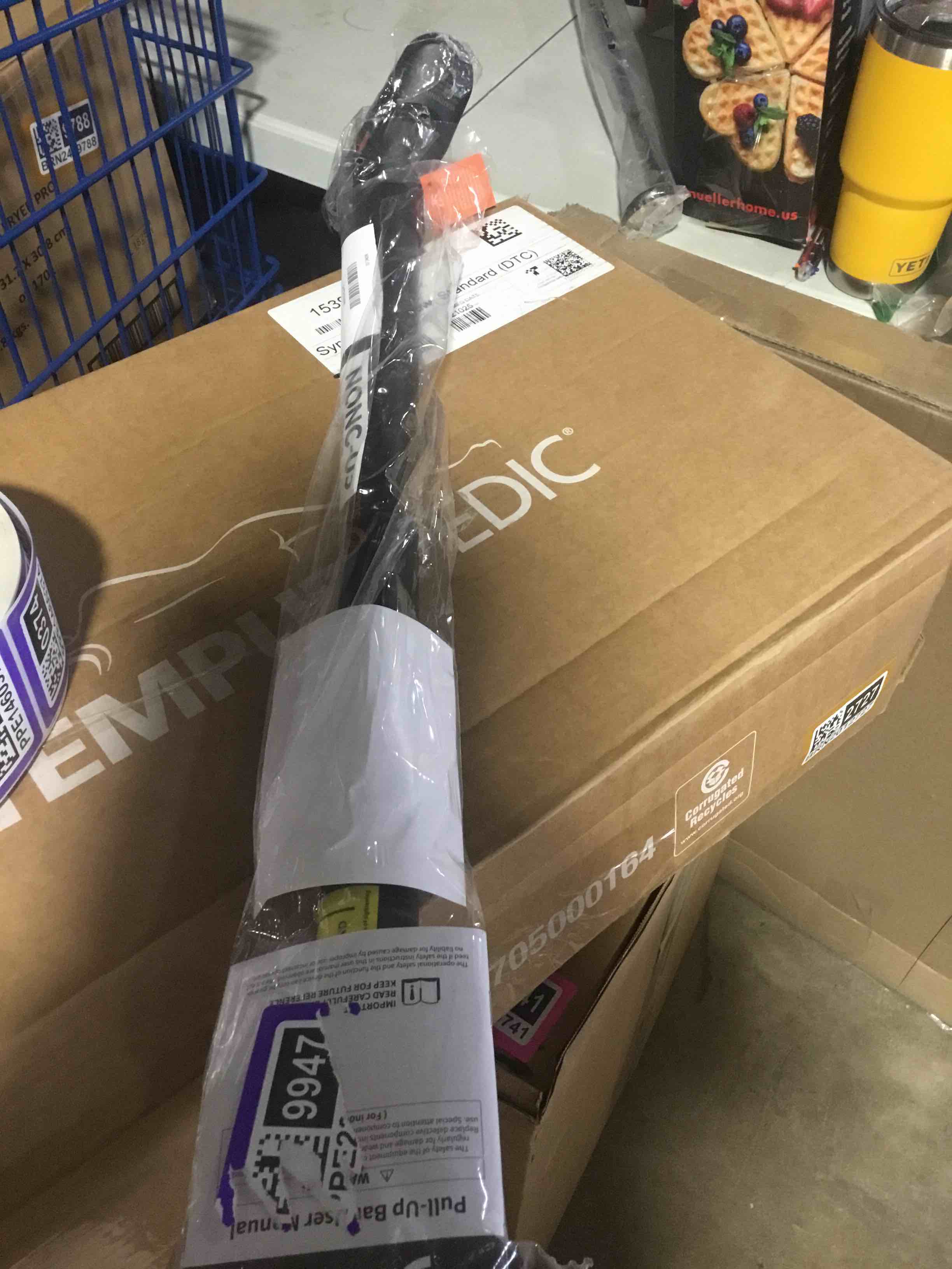 Condition photo showing Good Condition for Sportneer Pull Up Bar: Strength Training Chin up Bar without Screws - Adjustable 29.5''-37'' Width Locking Mechanism Pull-up Bar for Doorway - Max Load 440lbs for Home Gym Upper Body Workout, Non-slip