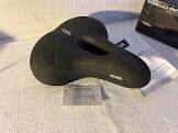 Velmia Memory Foam Bike Seat