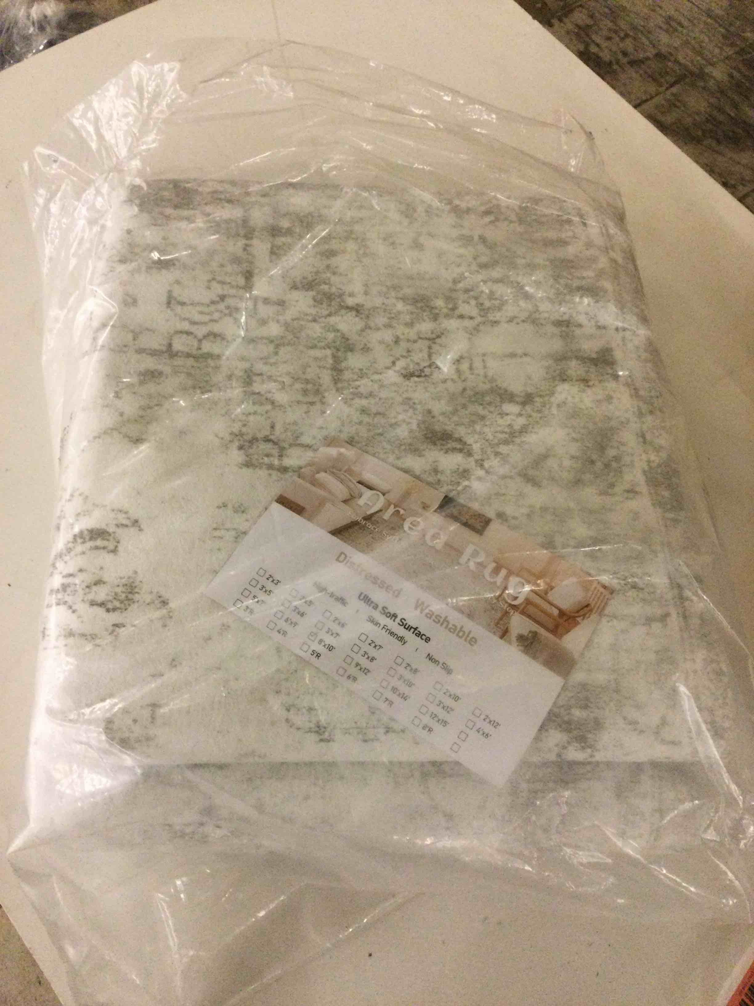 Condition photo showing New/Like New for 8x10 Area Rugs, Washable Rugs, Large Stain Resistant Beige Area Rug for Living Room Bedroom Dining Room, Vintage Farmhouse Rug Beige/Brown 8' x 10' (Rectangular)