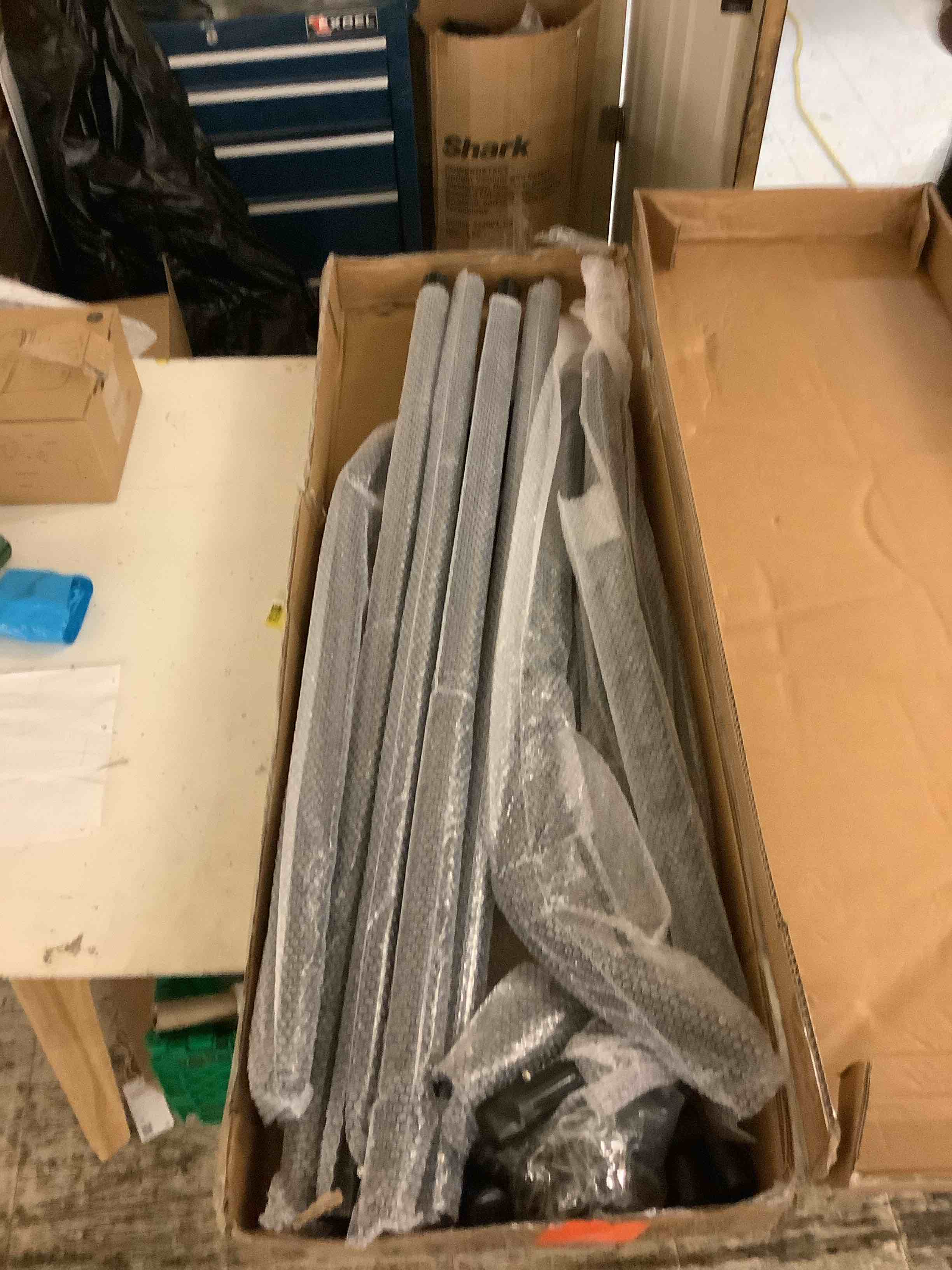https://s3.amazonaws.com/lotting-images-prod/Bascom/RED5716747_1783529215958.jpeg