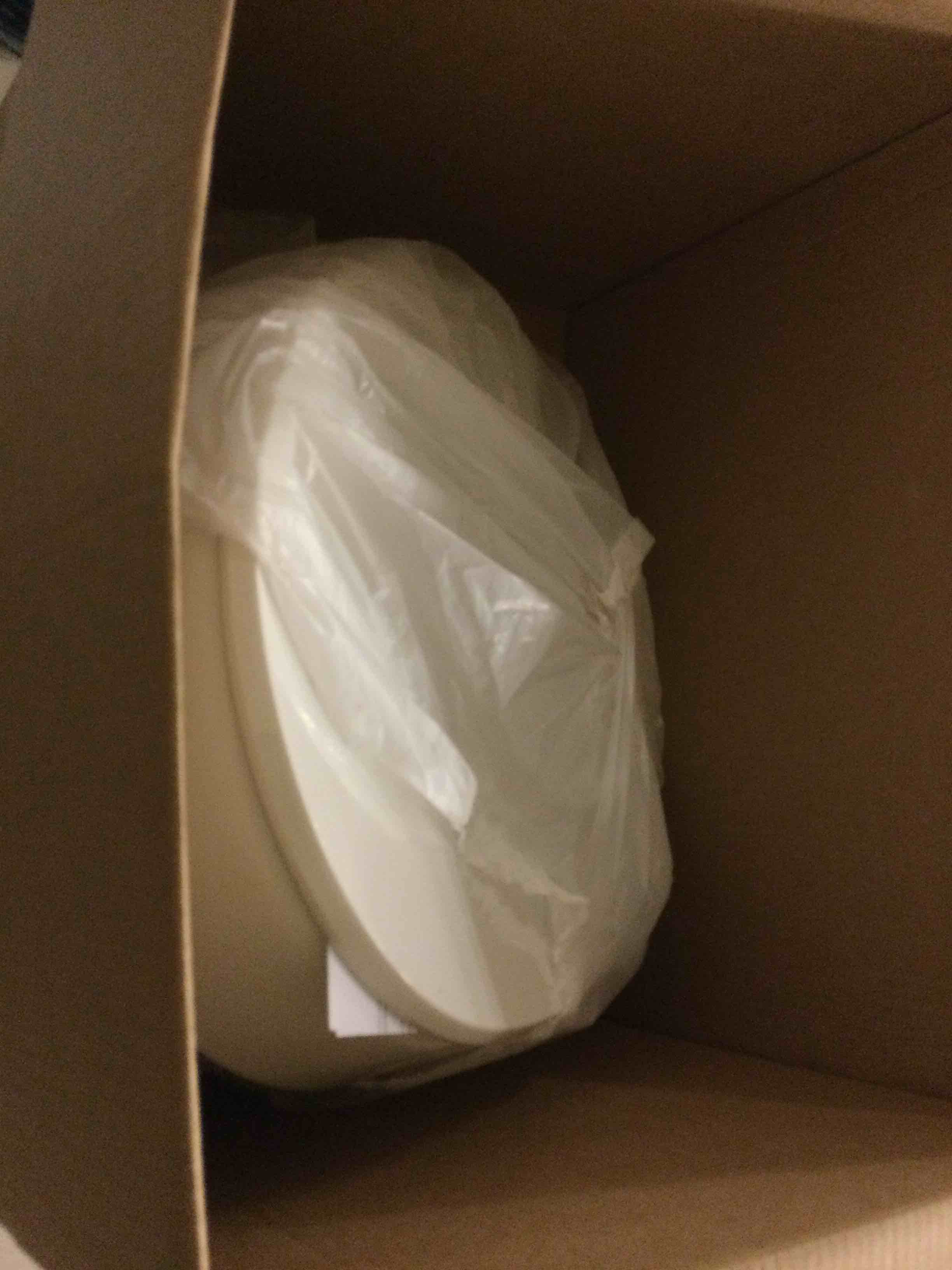 Condition photo showing Good Condition for kohler 25875-0 hyten 3" height, elevated soft close elongated toilet seat, contoured seat with grip-tight bumpers, quick-attach hardware, no slam toilet seat, white white elongated