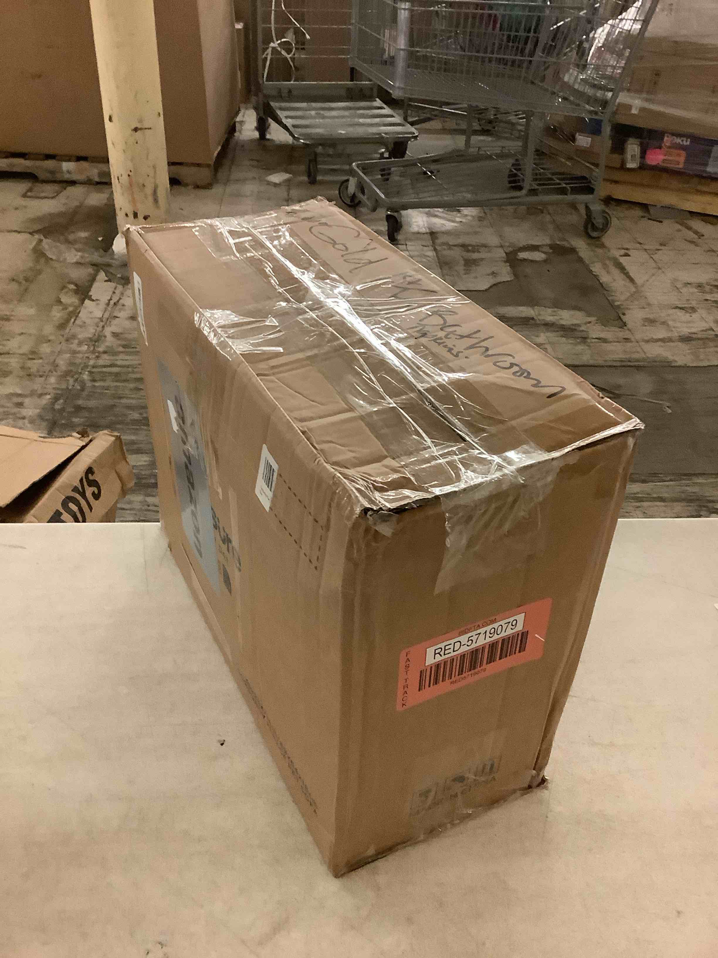 https://s3.amazonaws.com/lotting-images-prod/Bascom/RED5719079_1783531842213.jpeg