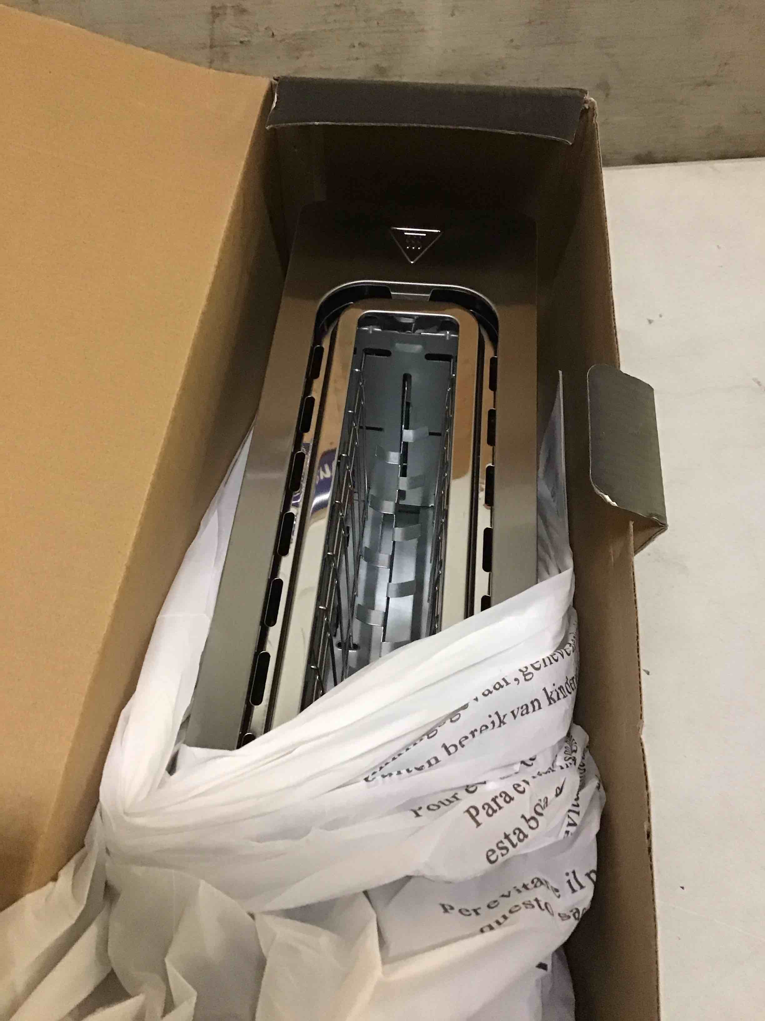 Condition photo showing Good Condition for Mueller UltraToast Full Stainless Steel Toaster 2 Slice Long Extra-Wide Slots with Removable Tray