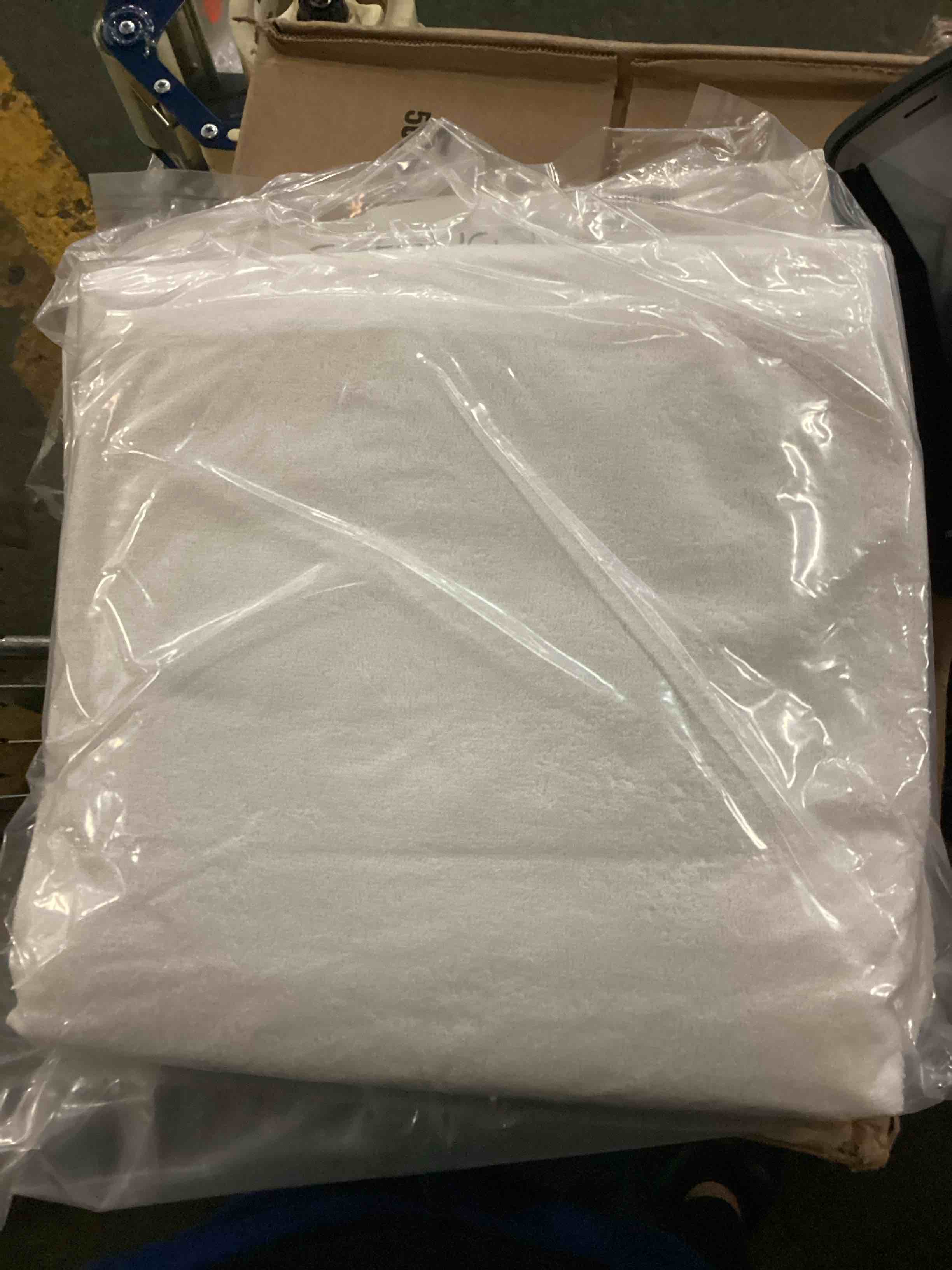 Condition photo showing Good Condition for SafeRest Twin Size Classic Plus Hypoallergenic 100% Waterproof Mattress Protector - Vinyl Free