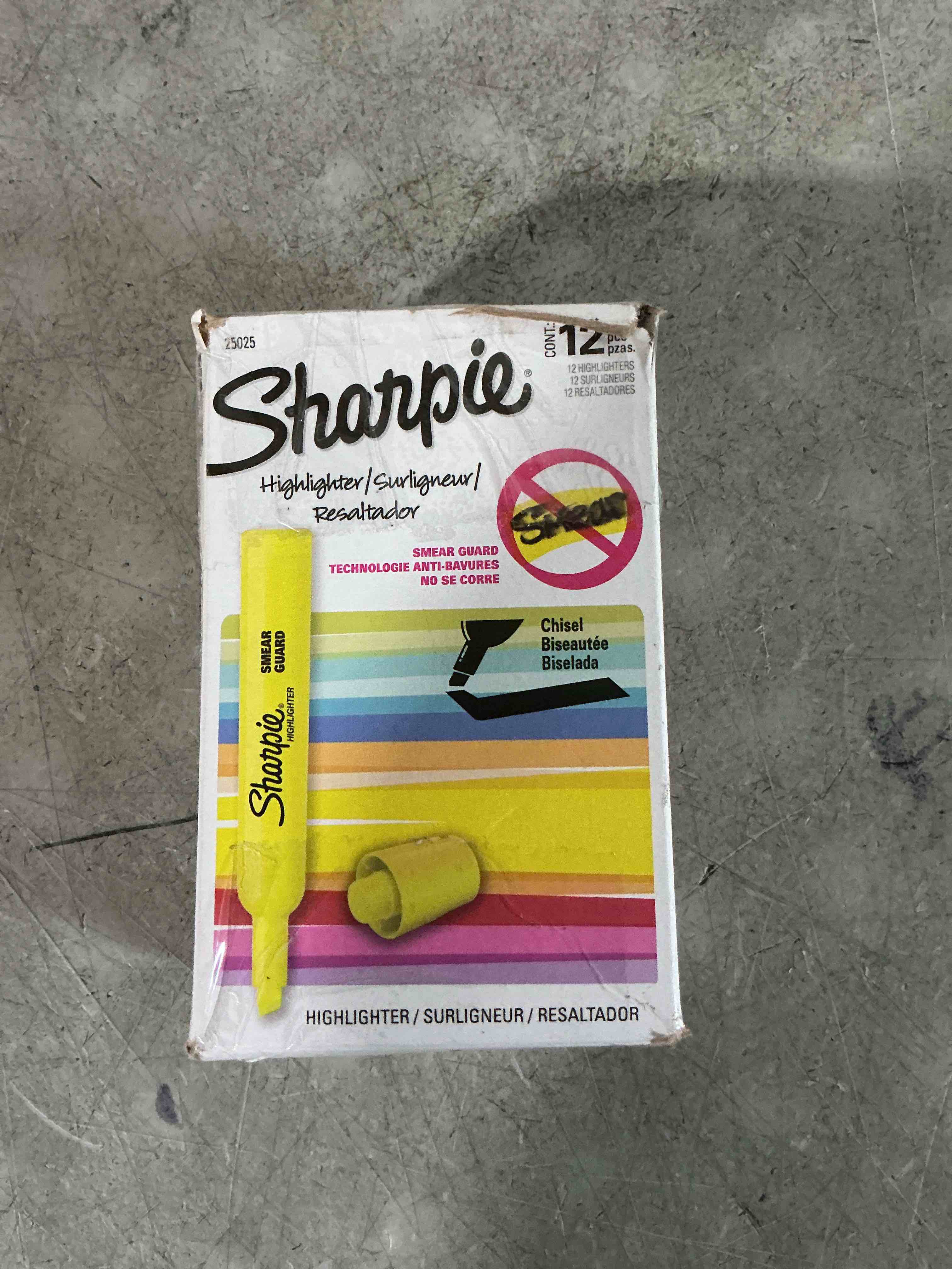 Condition photo showing Good Condition for sharpie tank style highlighters  chisel tip  fluorescent yellow  box of 12